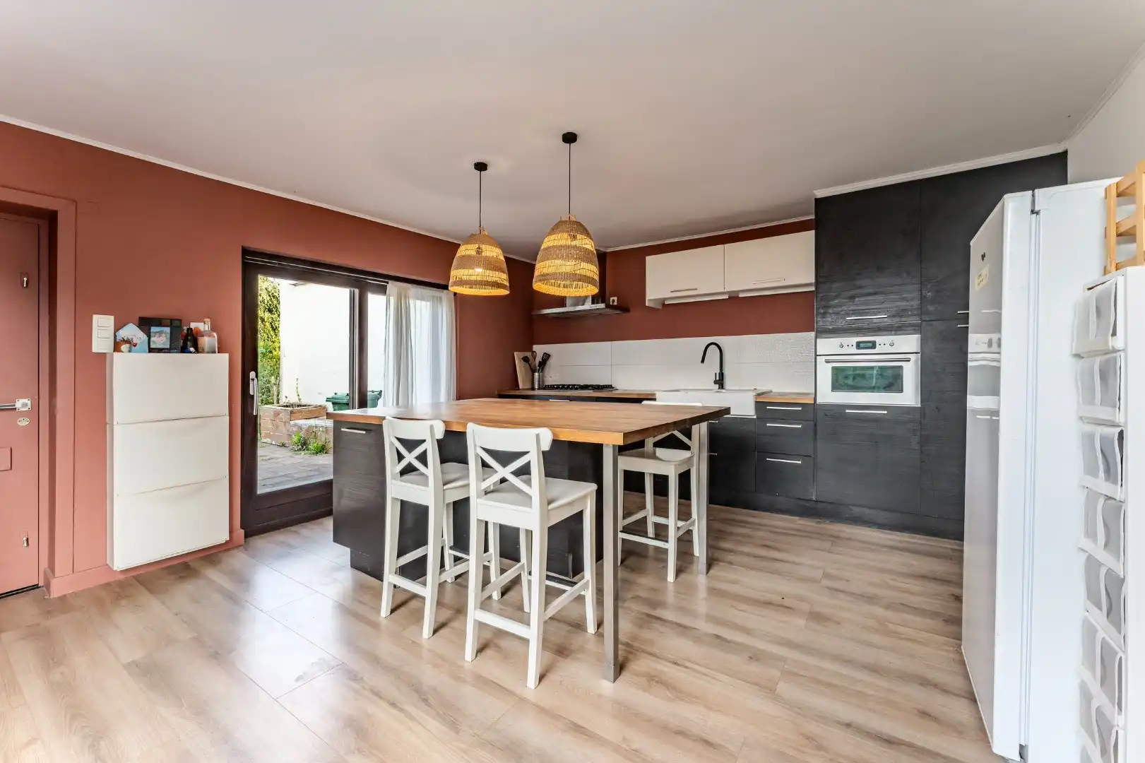 Charmante ruime woning met aangename tuinzone foto 5