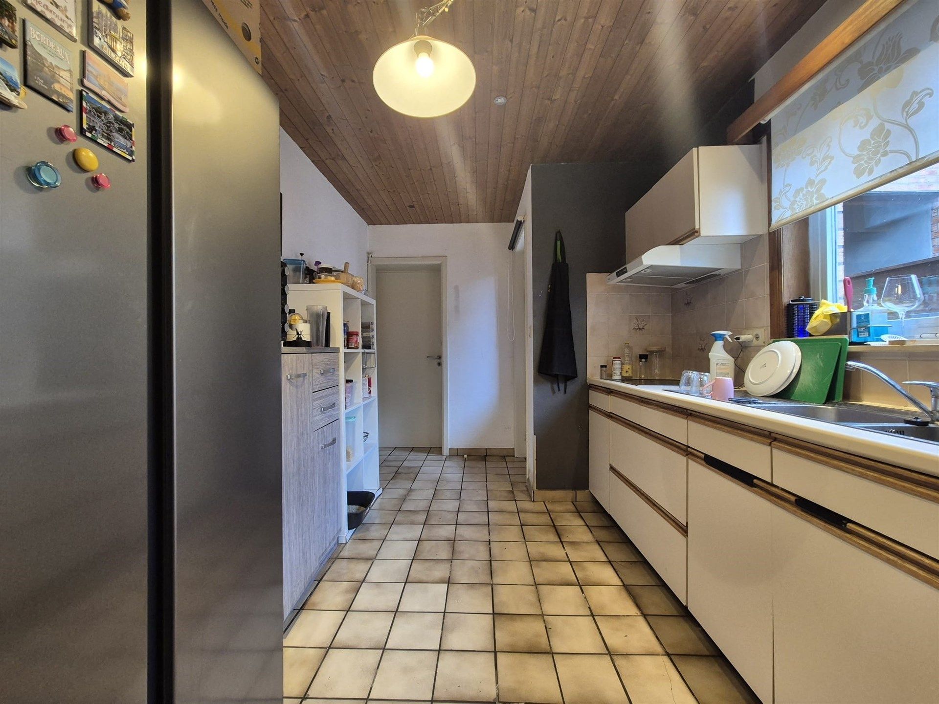Centraal gelegen 2 slaapkamer woning met koer. foto 10