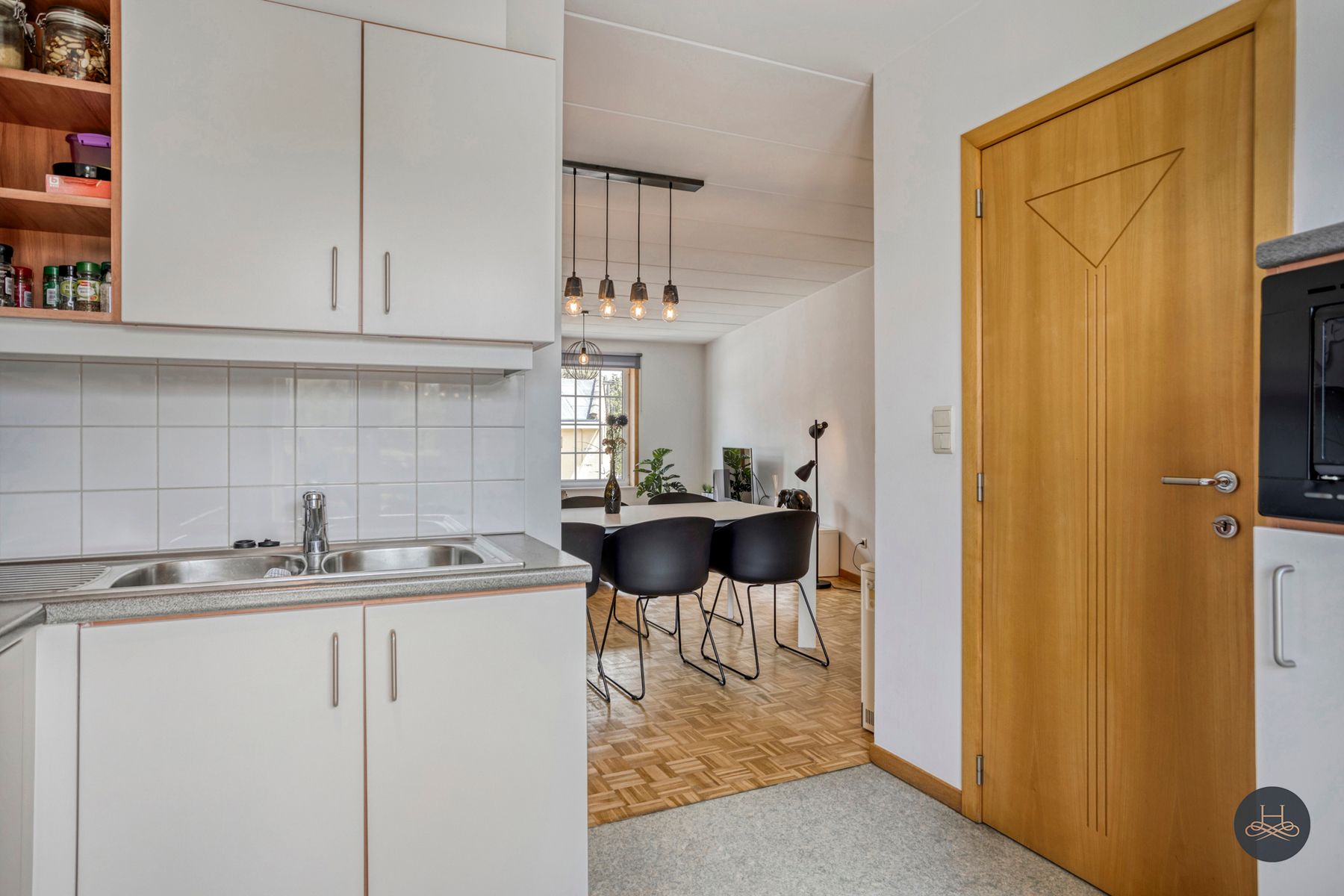 Instapklare duplex met 2 slaapkamers en terras in Baal foto 14