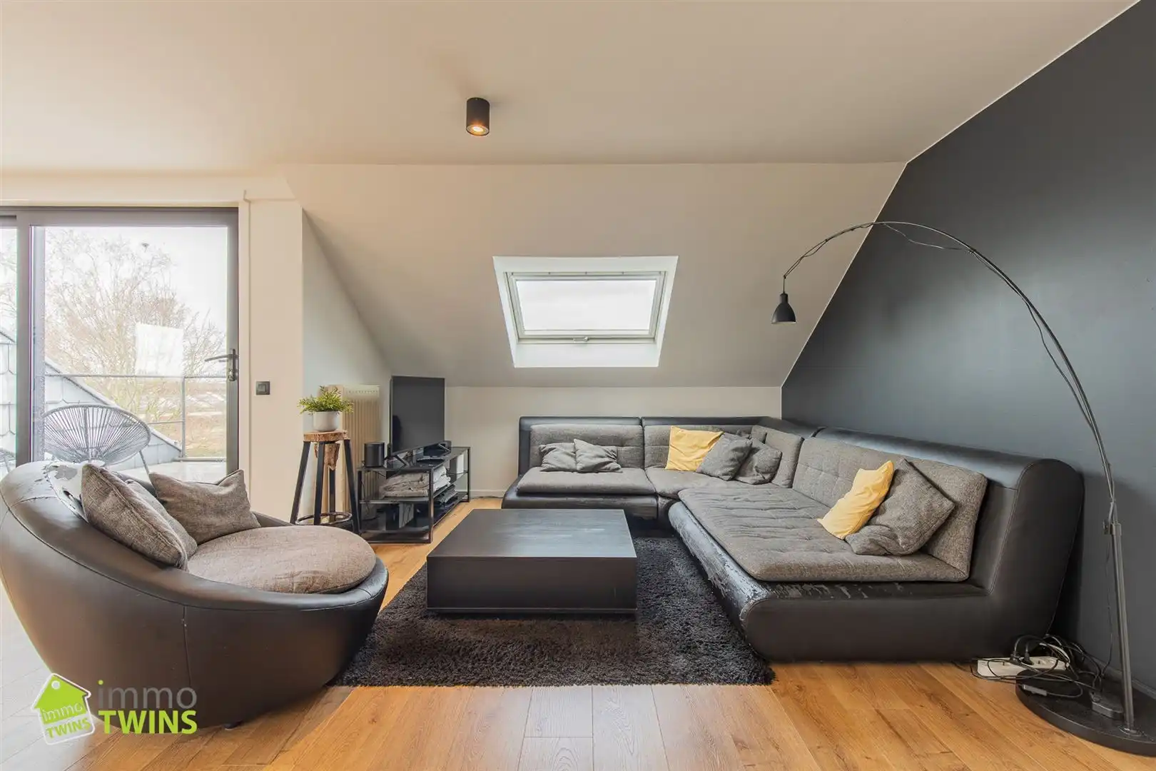 Lichtrijk en energiezuinig dakappartement met terras foto 9