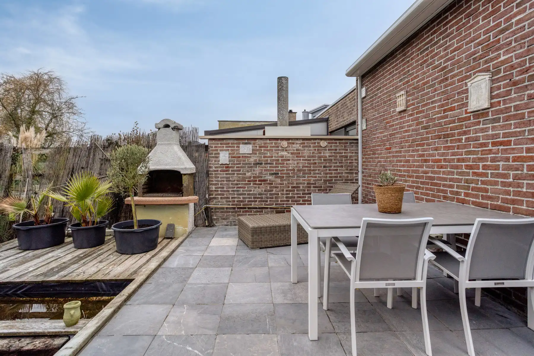 Halfopen met grote slaapkamers en zuidgerichte tuin foto 25