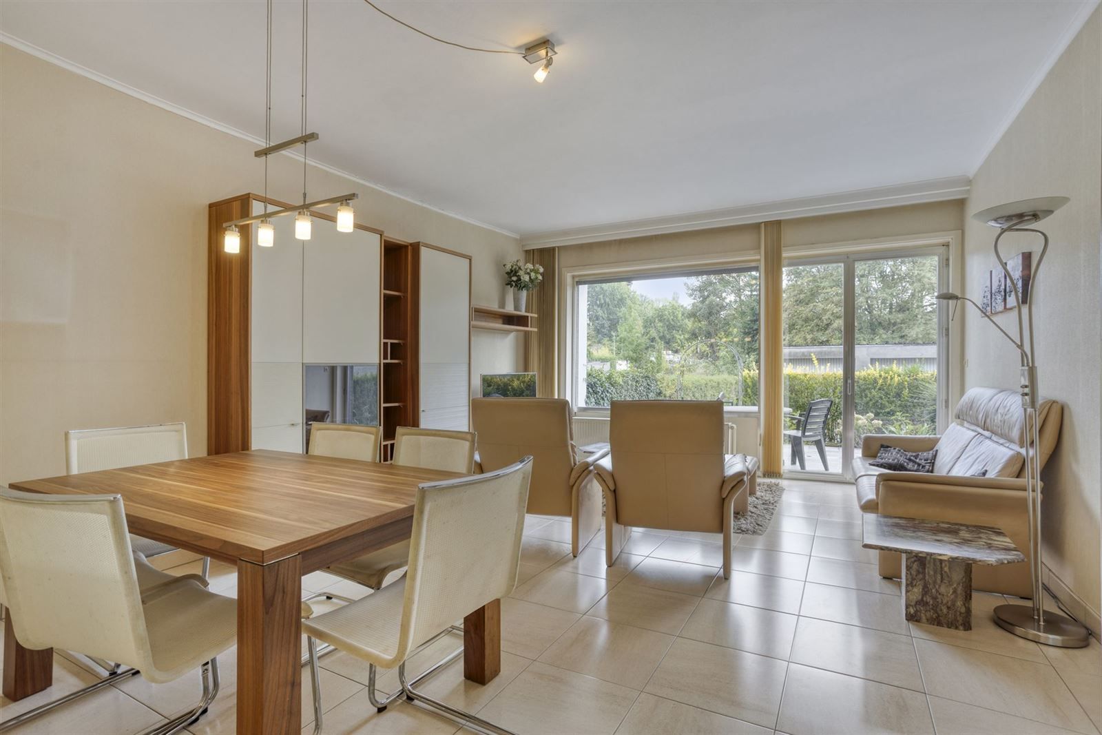 Gelijkvloers appartement met 1 slaapkamer + terras/tuin te Drogenbos foto 5