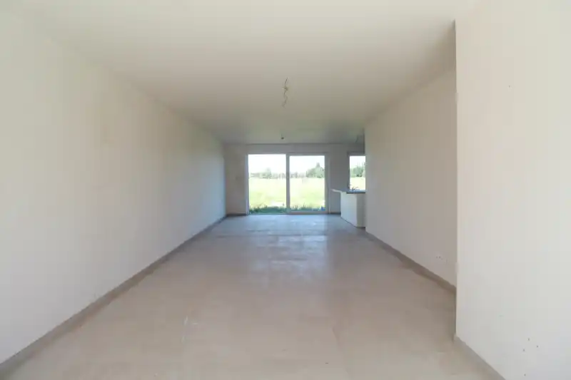 Prachtige nieuwbouwwoning te huur foto 3