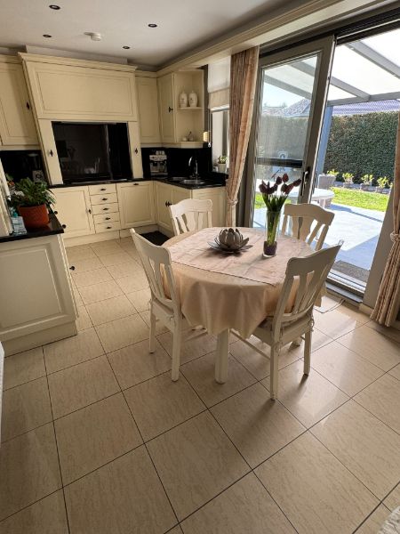 Instapklare woning met 3 slaapkamers en garage op 5a80 foto 9