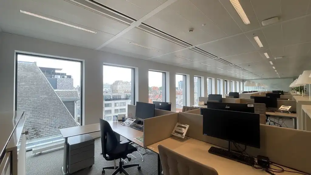 Instapklare kantoren te huur aan Stadspark in Antwerpen foto 7