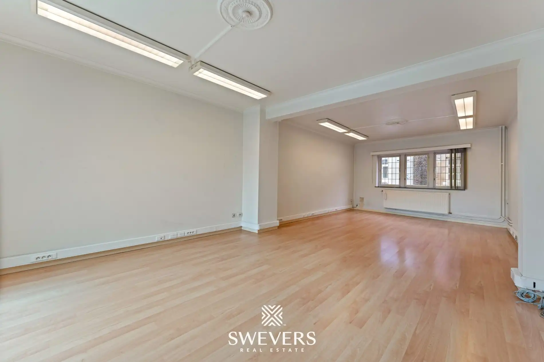 Authentiek pand (°1850) ruim duplex appartement met handelsruimte foto 16