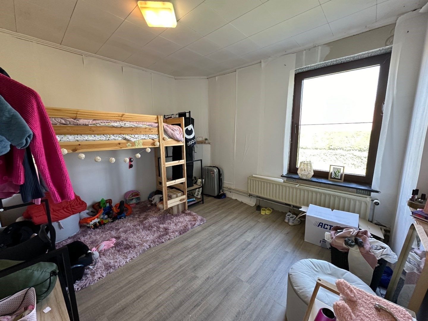 Ruime woning met tuin, garage en 3 slaapkamers in Tongeren, bouwjaar 1939, EPC-waarde 378.00, energielabel D, 679m² perceeloppervlakte, 159m² bewoonbare oppervl foto 11