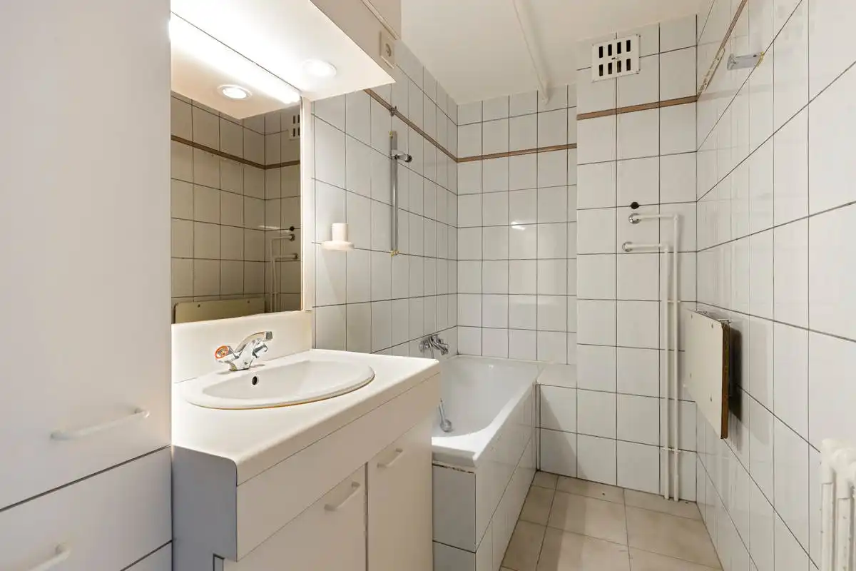 Op te frissen opbrengsteigendom te koop in Blankenberge foto 8