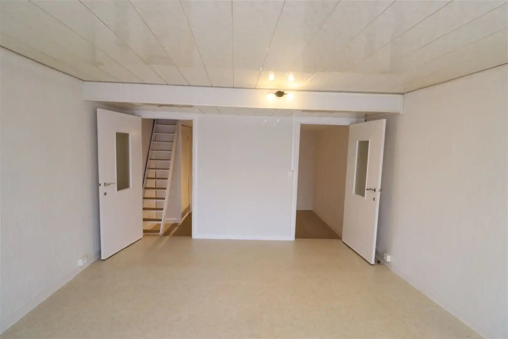 Opgefriste woning met 2 slaapkamers foto 4