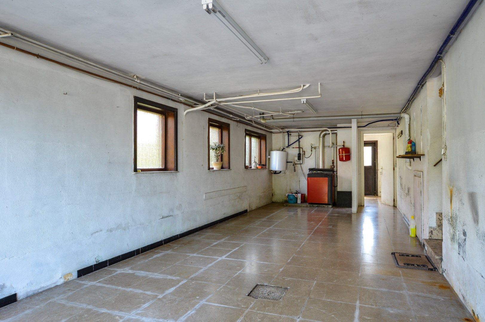 Alleenstaande woning op een perceel van 1.819 m² te Eernegem foto 17