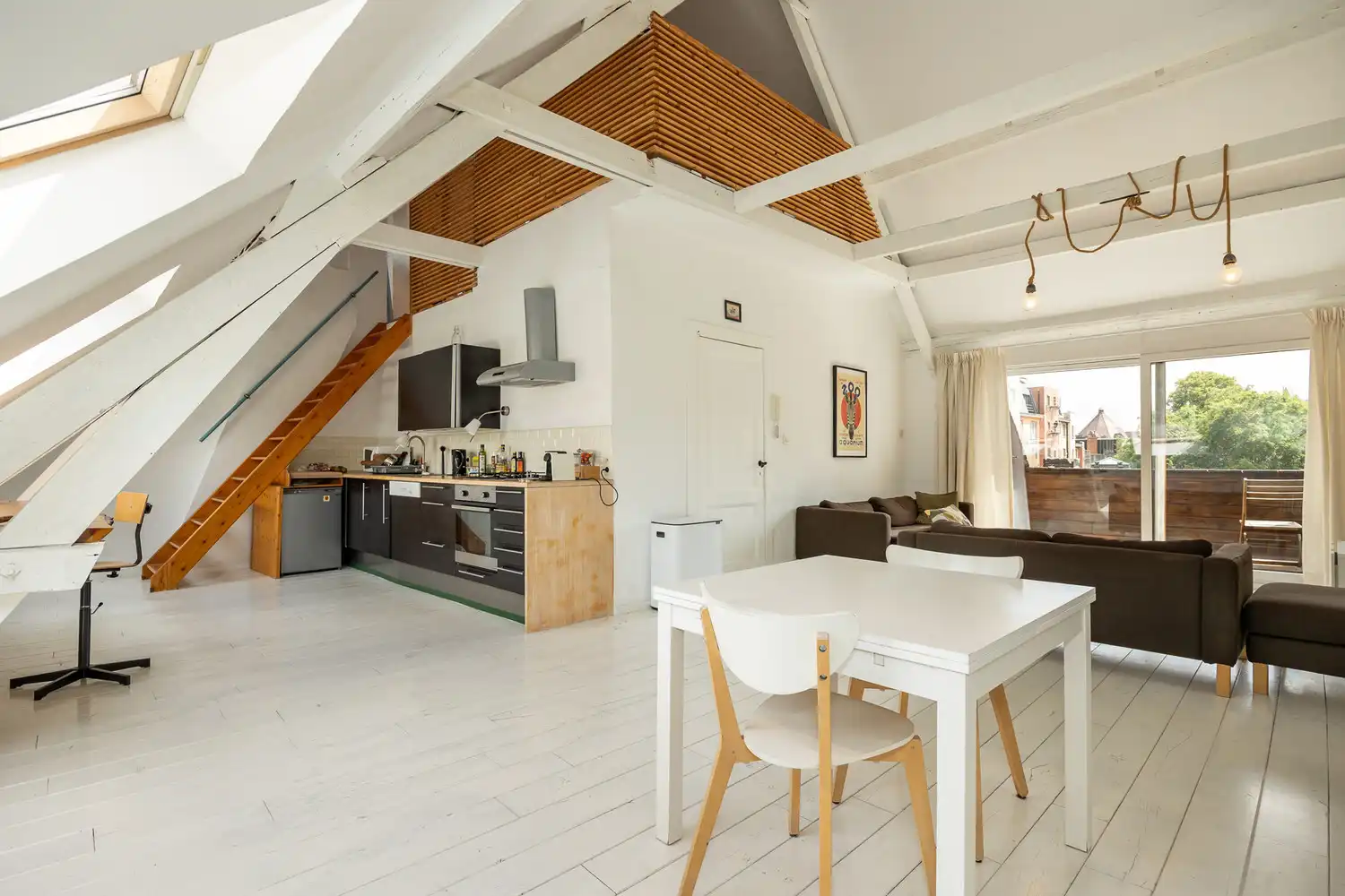 Historische "Piece unique" met goed draaiende B&B uit 1860 foto 62