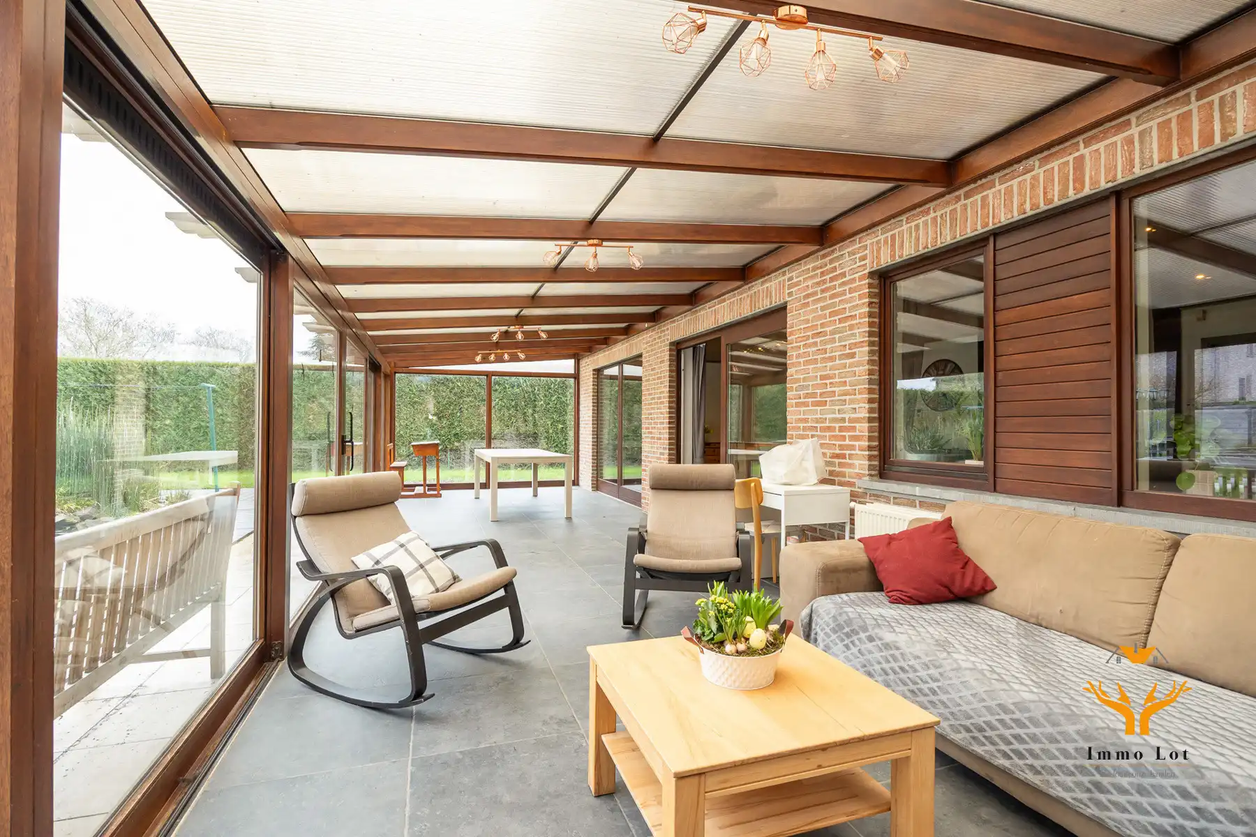 Instapklare gezinswoning met 7 slpk en tal van mogelijkheden foto 6