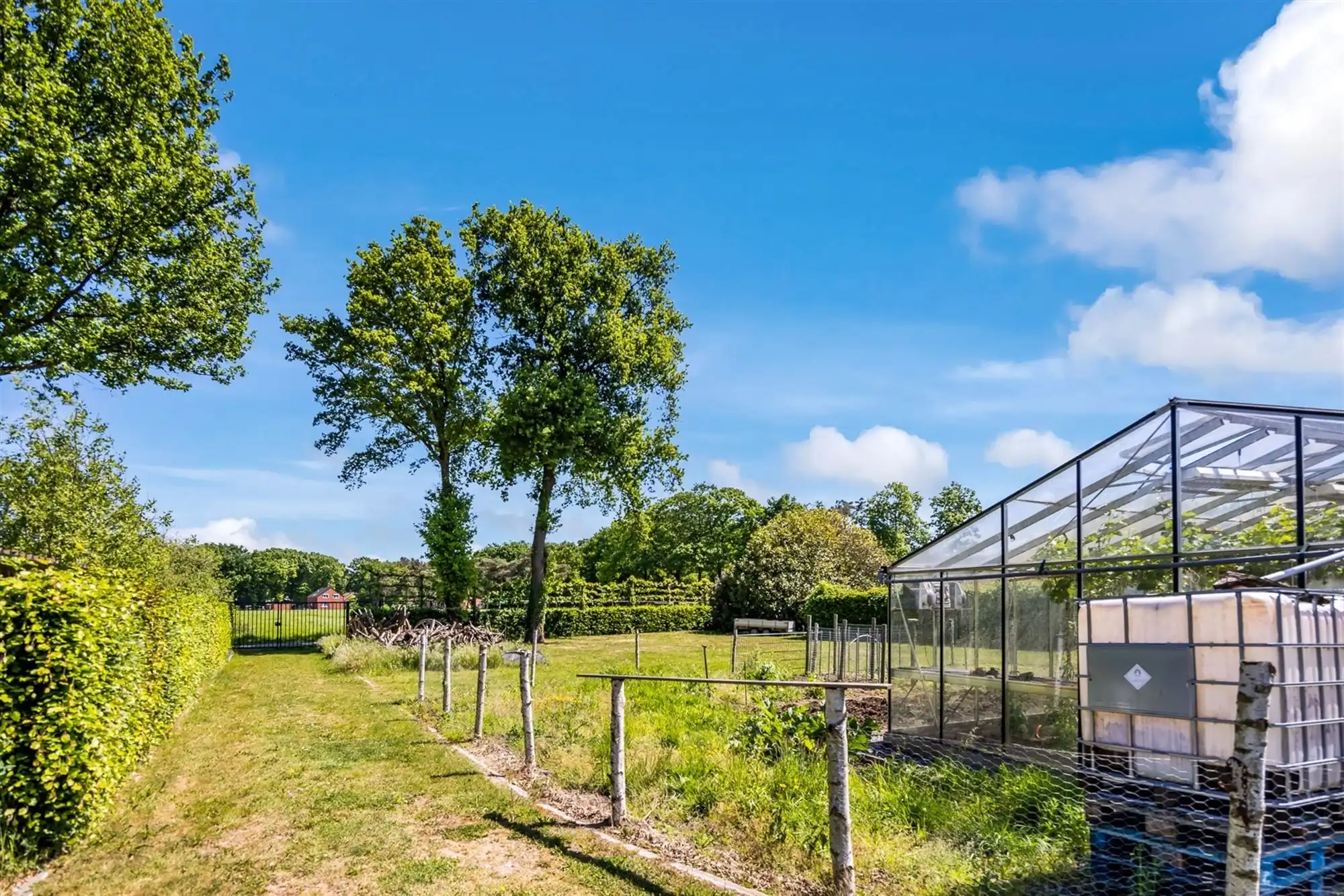 UNIEK EIGENDOM TE PAAL OP PERCEEL VAN MAAR LIEFST 1,2 HECTARE foto 81