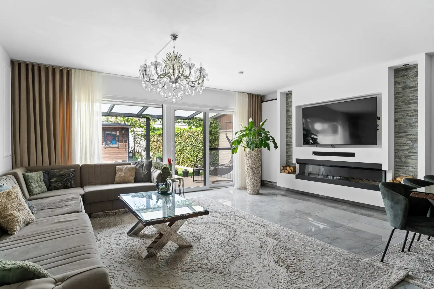 Ruime woning met 4 slaapkamers, instapklaar en energiezuinig foto 3