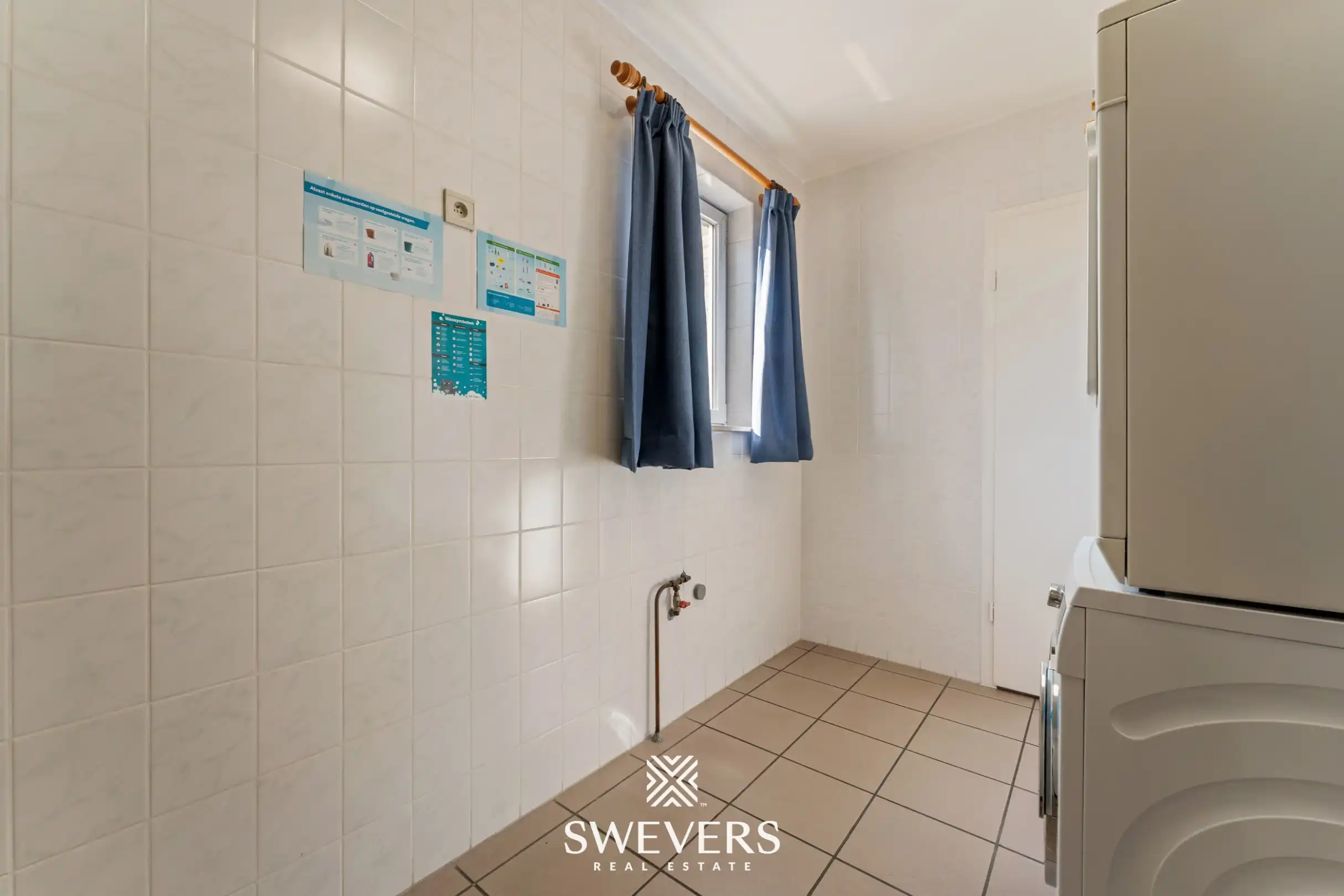 Ruime open bebouwing met zwembad op zonnig perceel (22a42ca) in Bolderberg foto 9