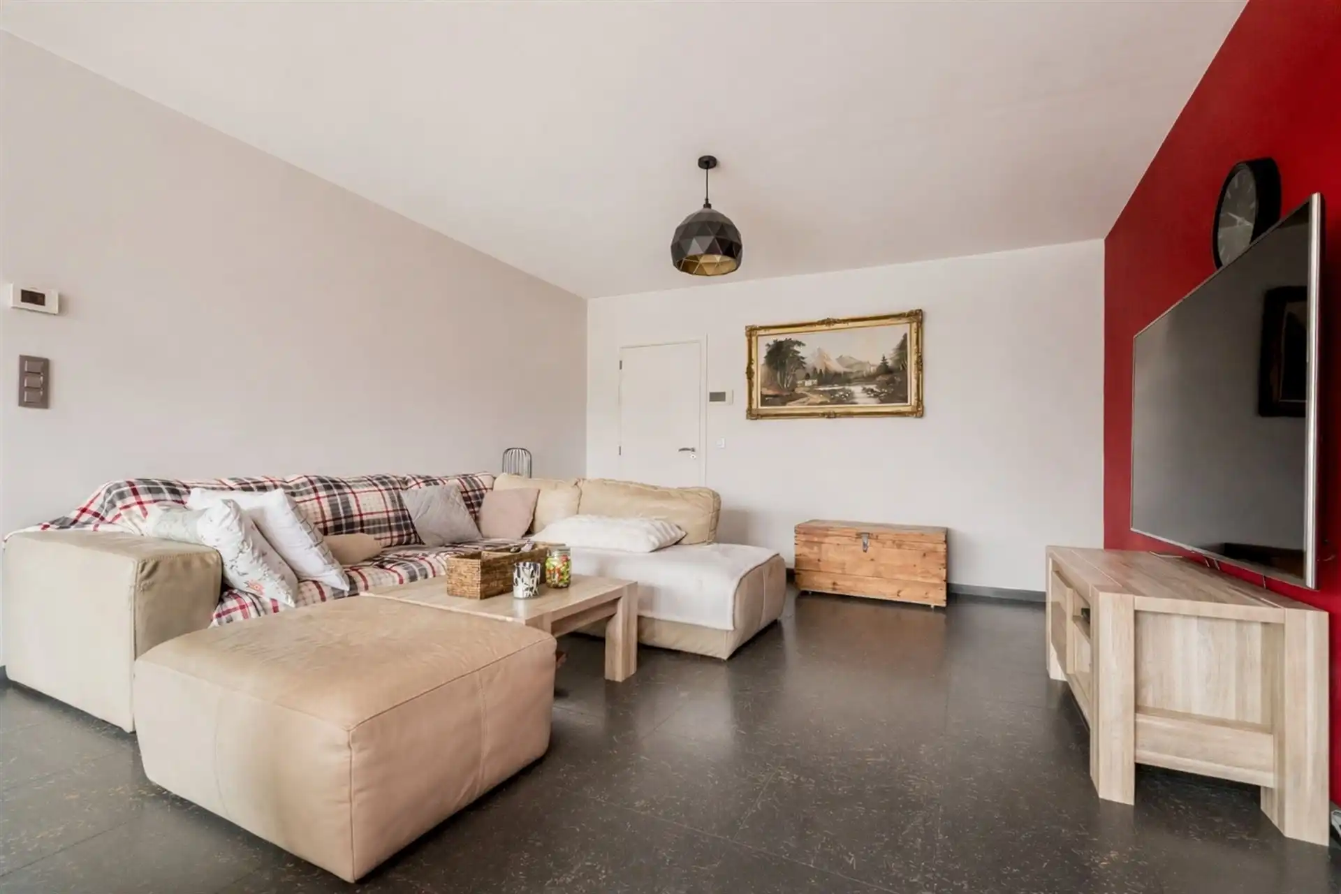 Instapklaar 2-slpk app met terras en garage (+€ 25.000) foto 6