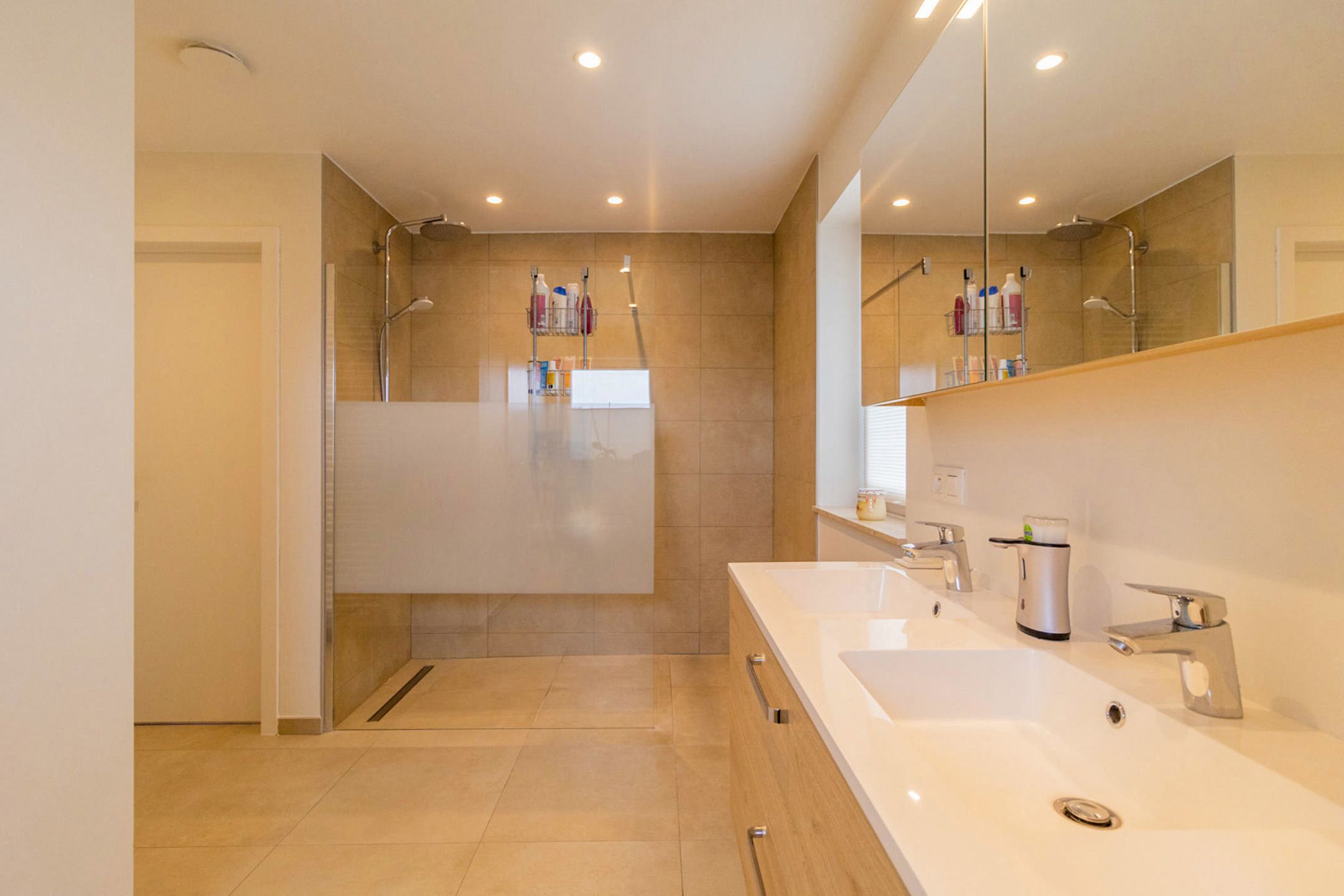 Prachtige energiezuinige nieuwbouwwoning foto 19