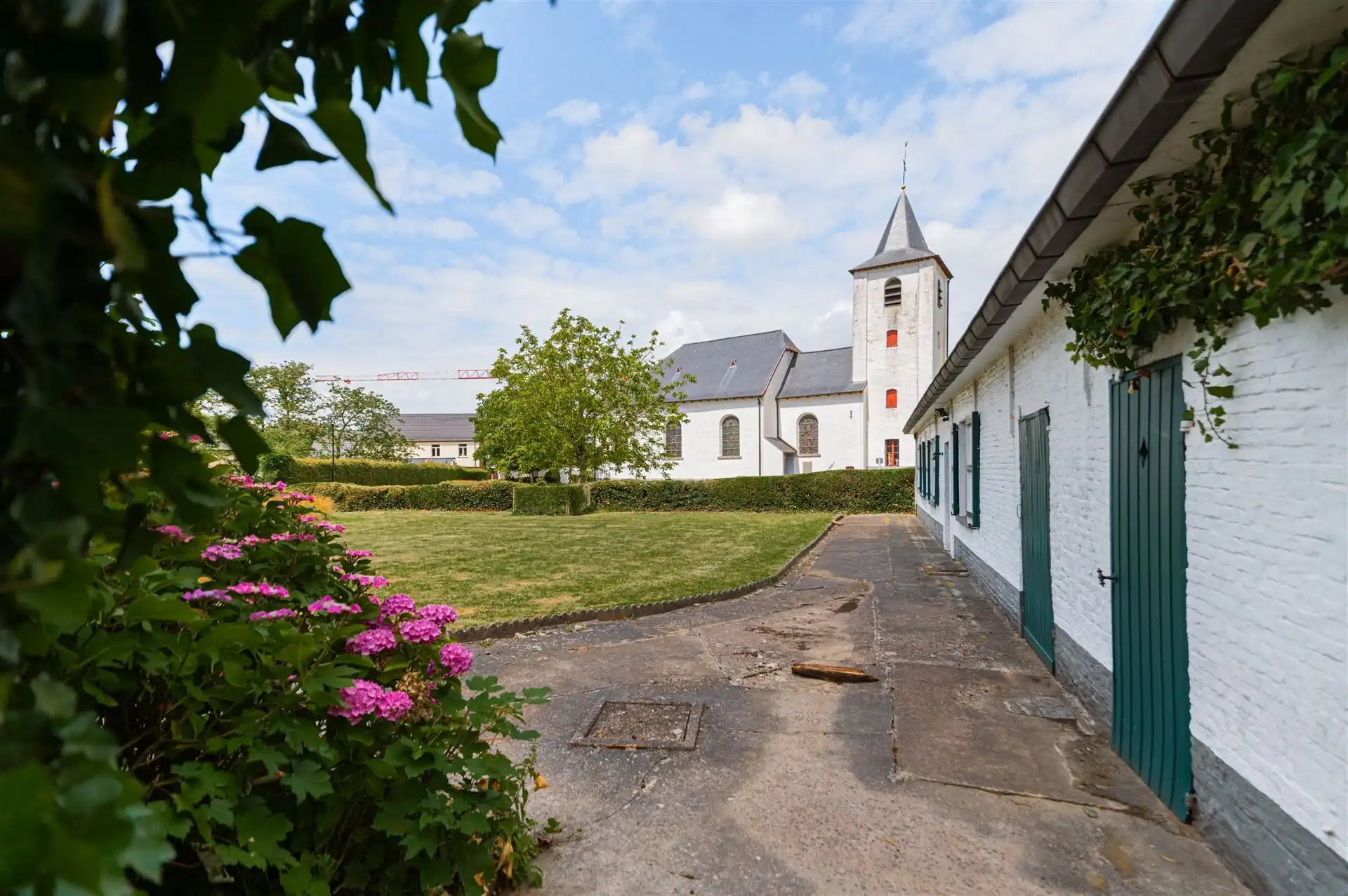 Te renoveren hoeve in het pittoreske Moregem foto 3
