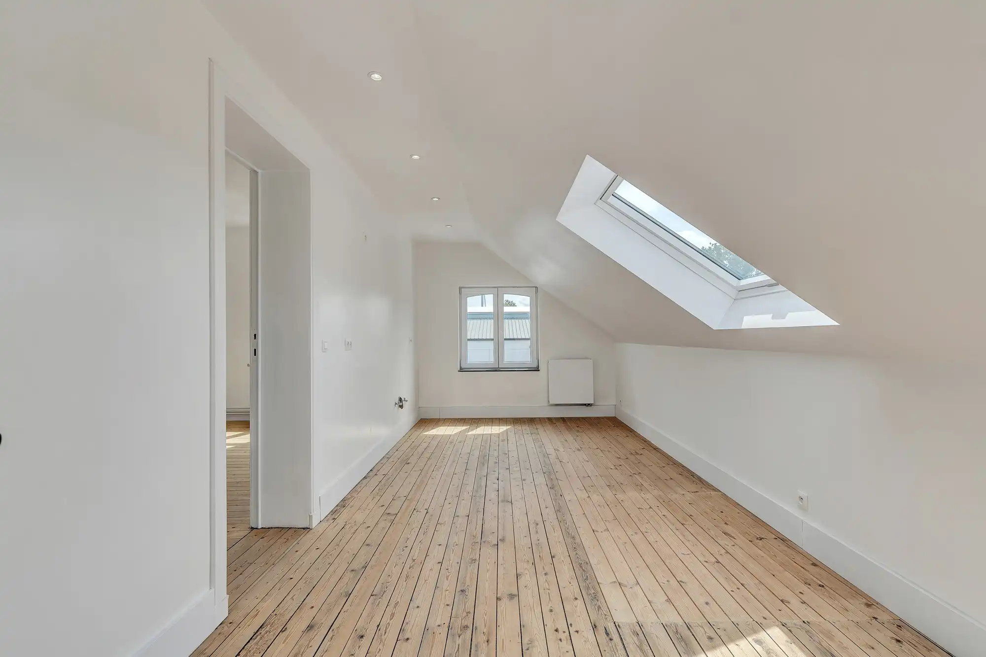 Gerenoveerde pastorijwoning met grote ruimtes in Erembodegem foto 21