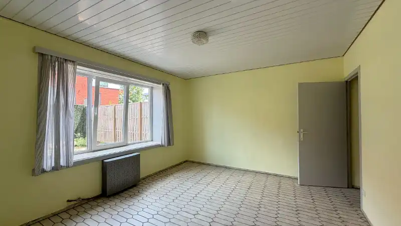 Opbrengsteigendom met 7 appartementen + ruime garage-magazijn 150m² foto 10