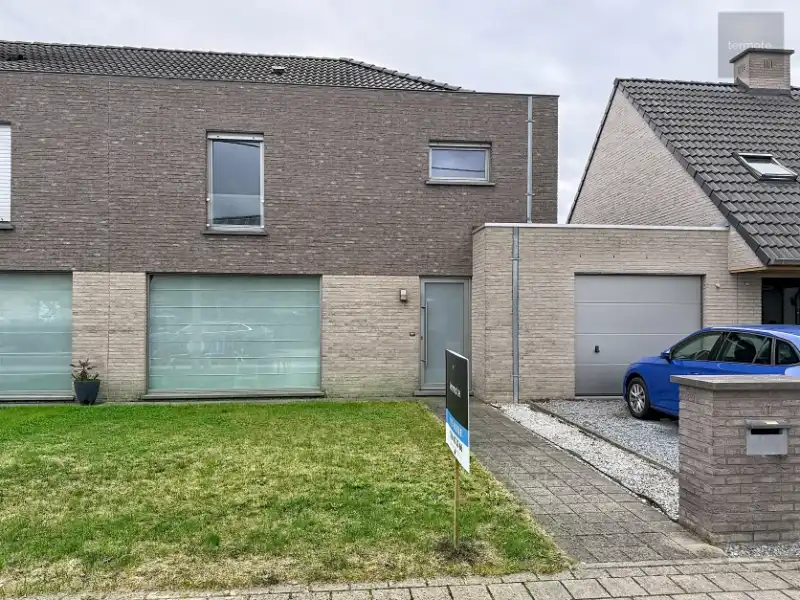 rijwoning foto {{pictureIndex}}