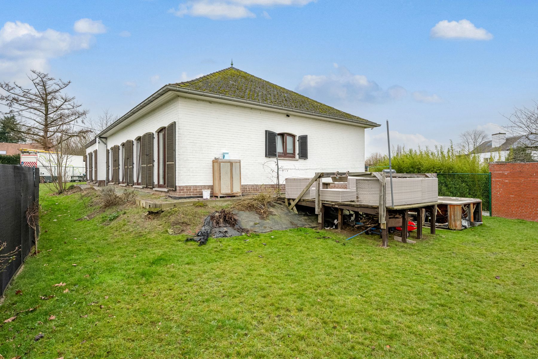 KWENENBOS: woning met 3 kamers, dubbele garage en grote tuin foto 17