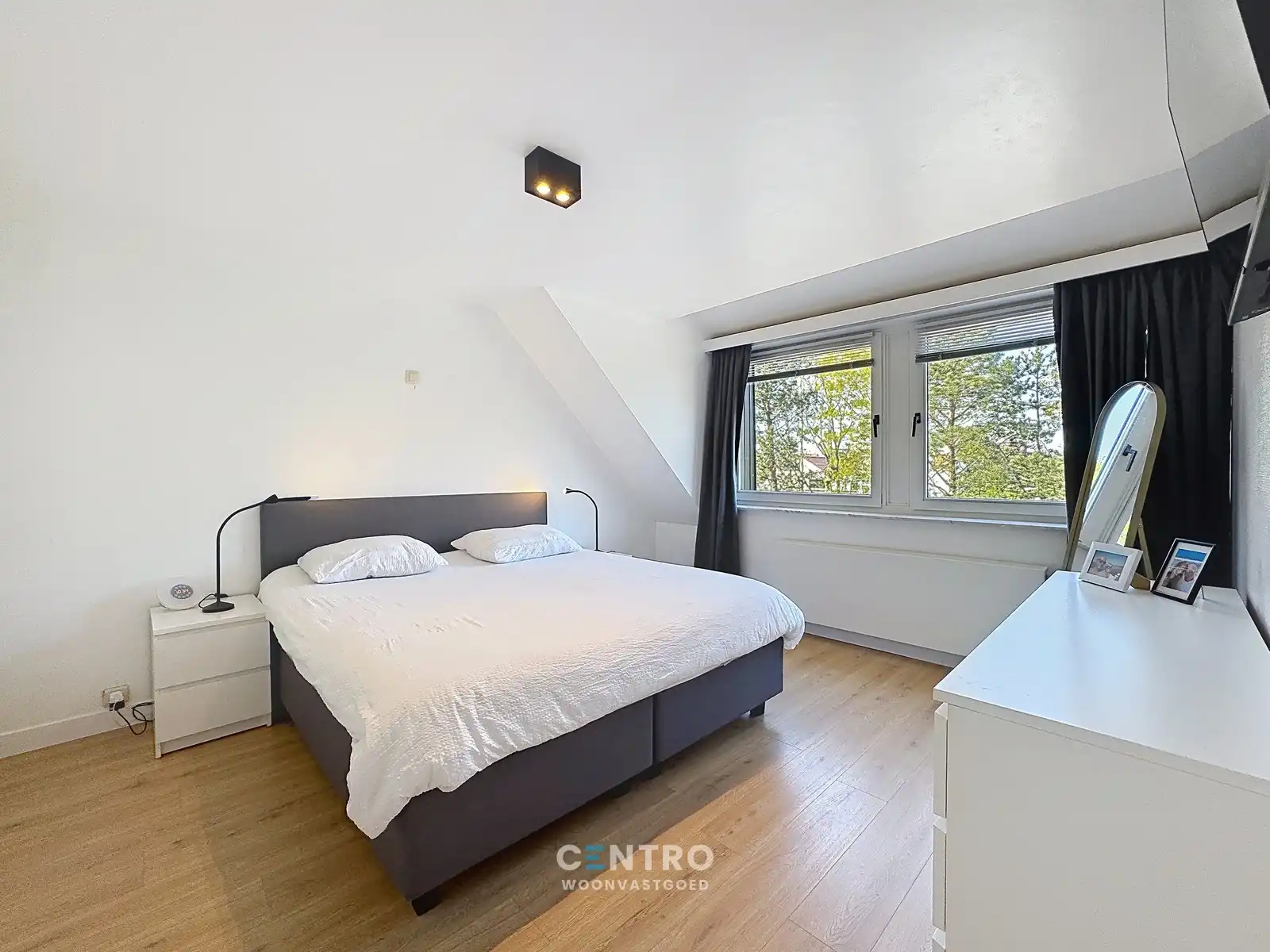 Gezellige woning te Uitkerke met 3 à 4 slpks, DUBBELE garage en LEUKE tun! foto 22