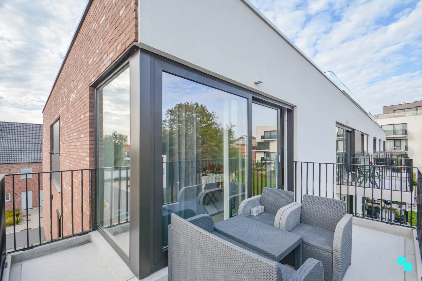 Hoekappartement in rustige groene omgeving te Emelgem foto 11