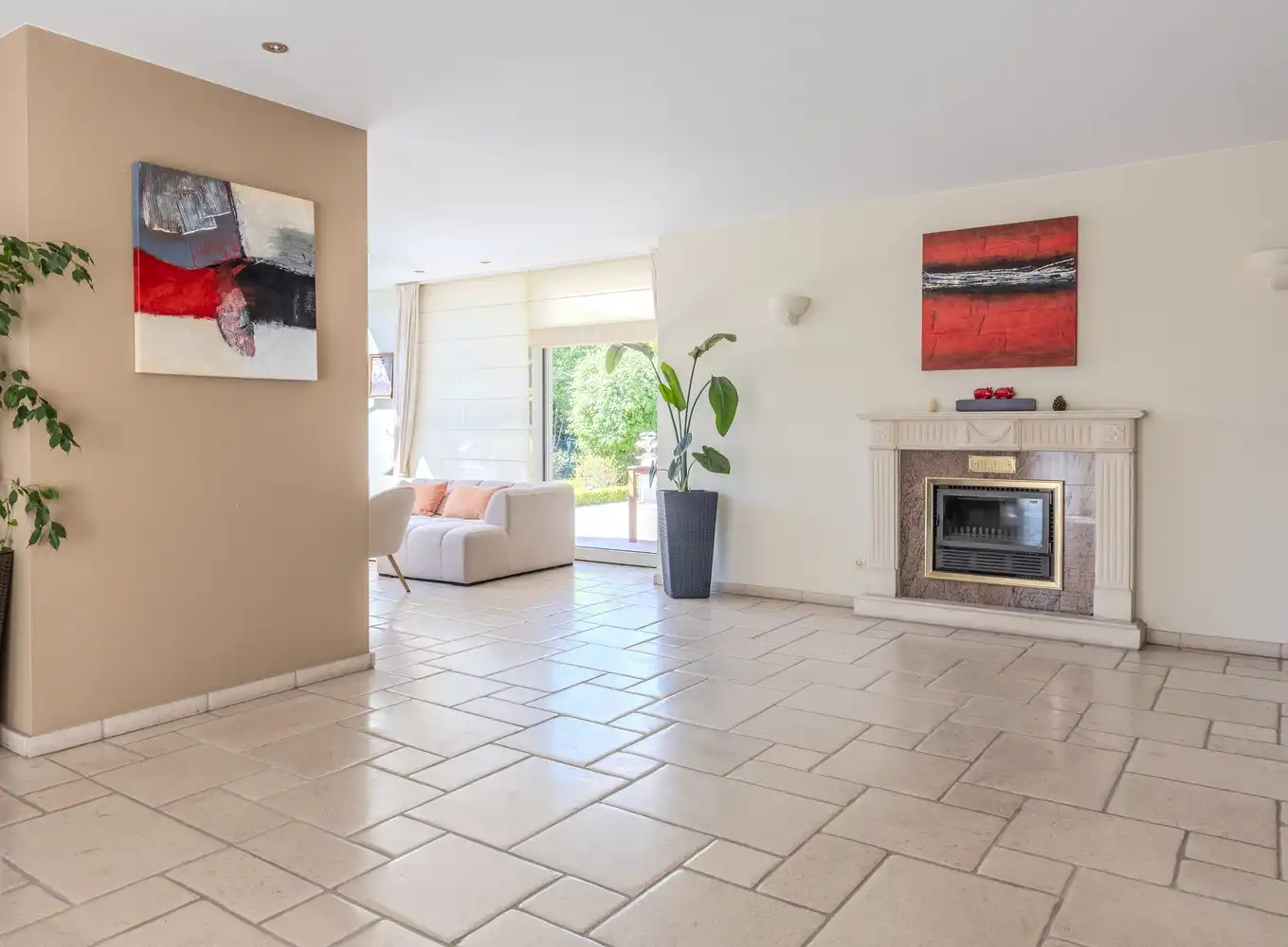 Ruime, instapklare vrijstaande woning met 5 slaapkamers en 3 badkamers in het gezellige Neerharen! foto 11