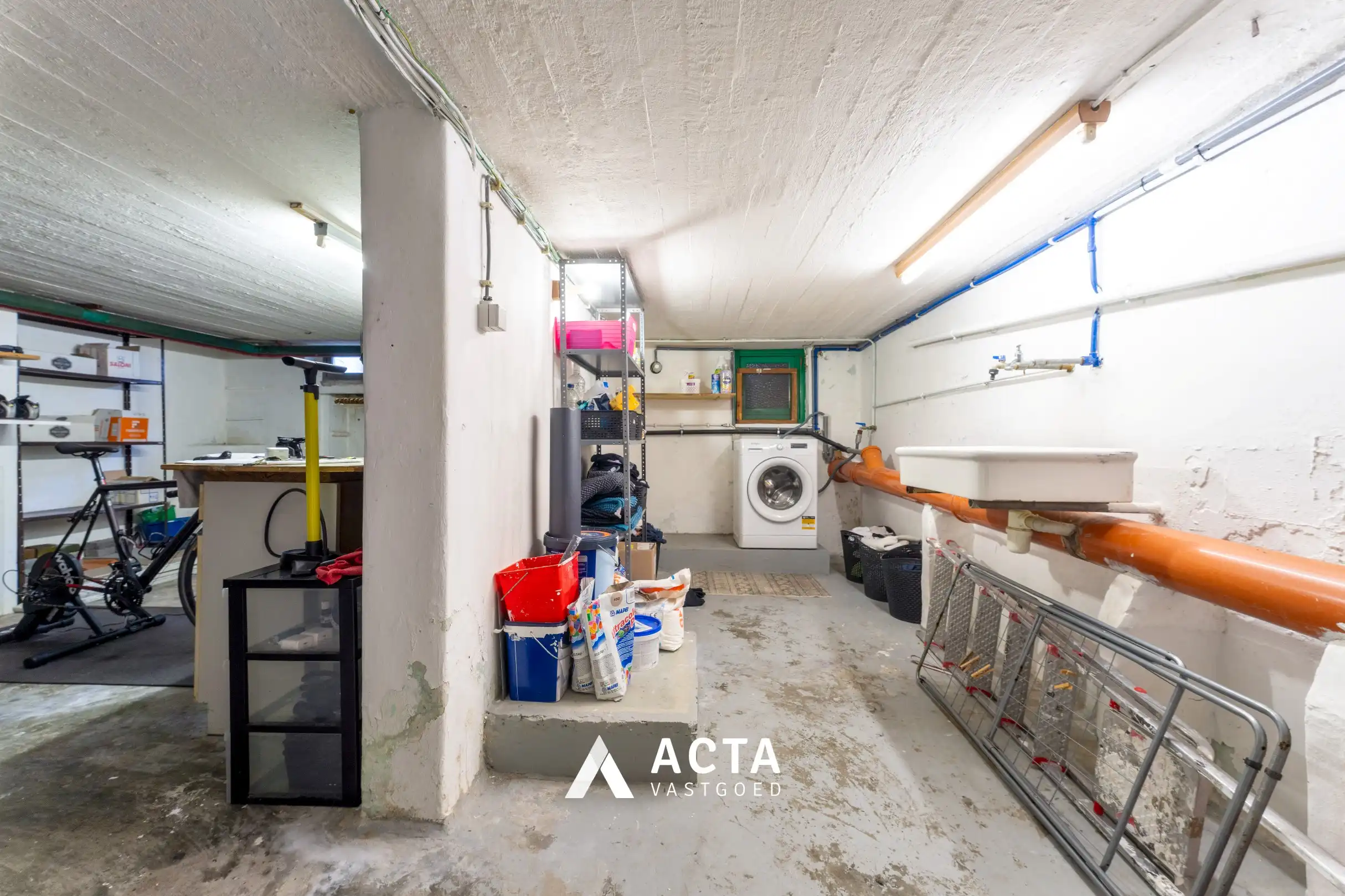 Instapklare Modernistische stadswoning met tuin foto 17