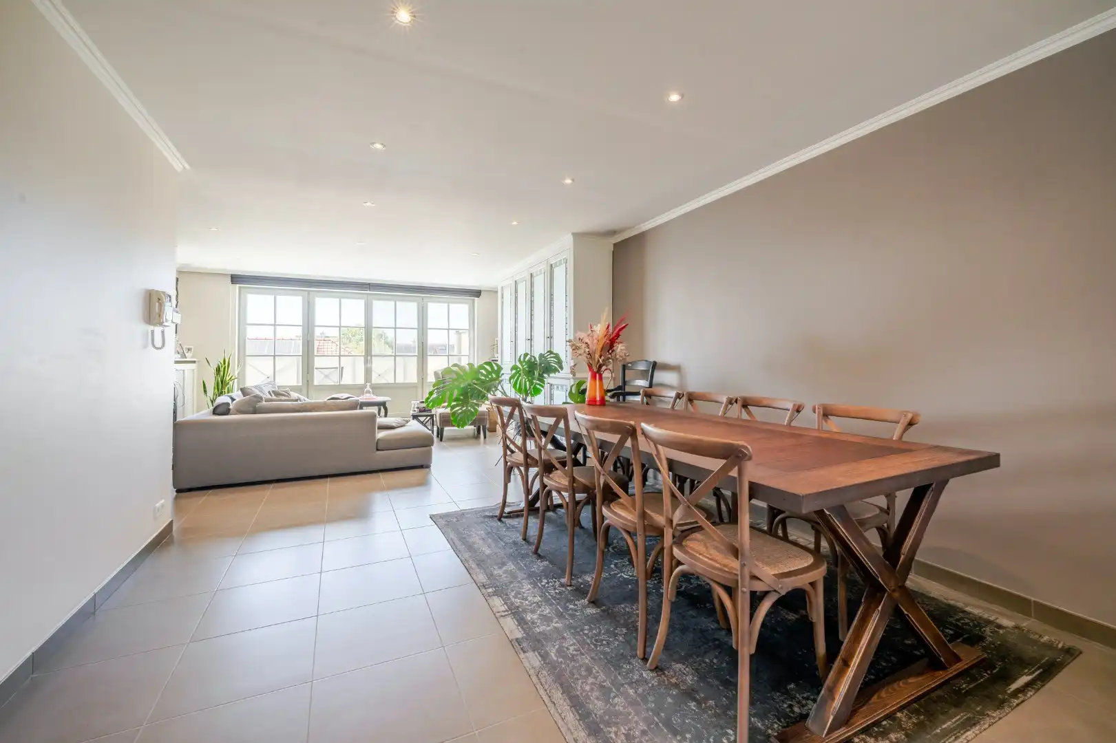 Groot appartement met zongericht terras en garagebox foto 4