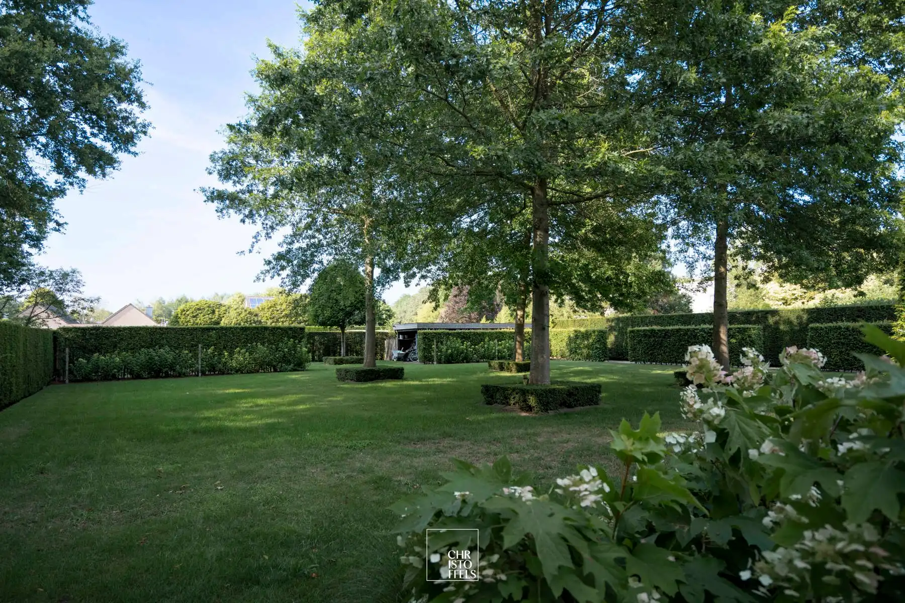 Exclusieve villa van 458m² met buitenzwembad op een perceel van 2.231m² foto 19