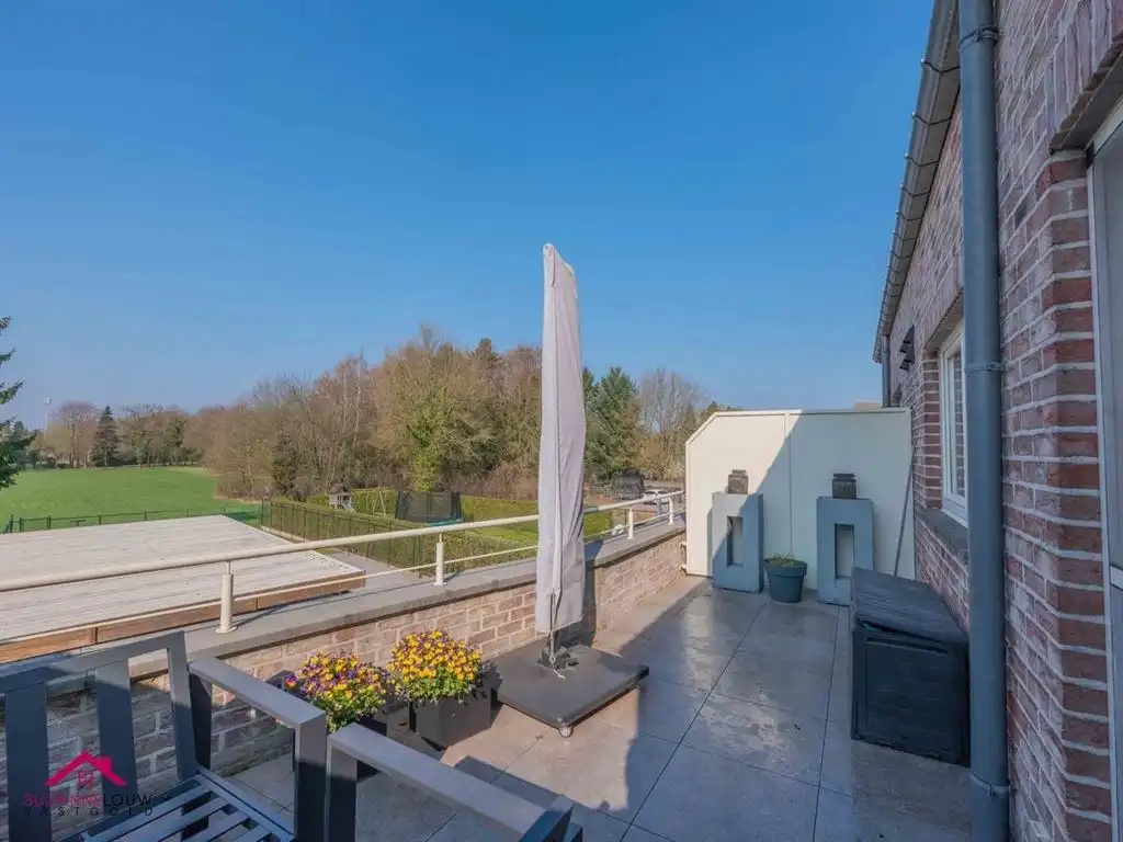 Meergezinswoning in gesloten bebouwing foto 39