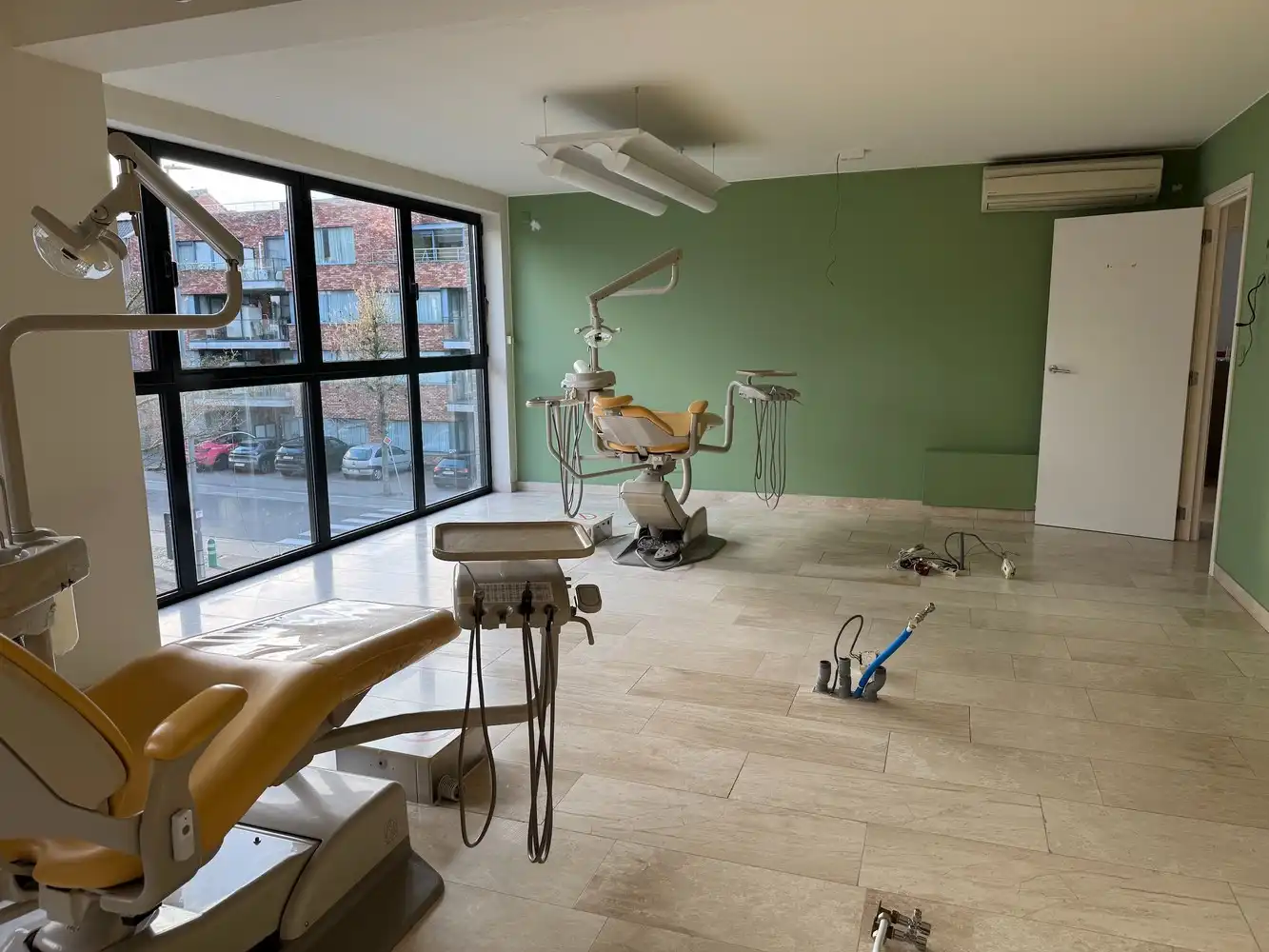 Binnen de grote ring, comfortabel appartement met autostandplaats en ruime kelder. foto 6