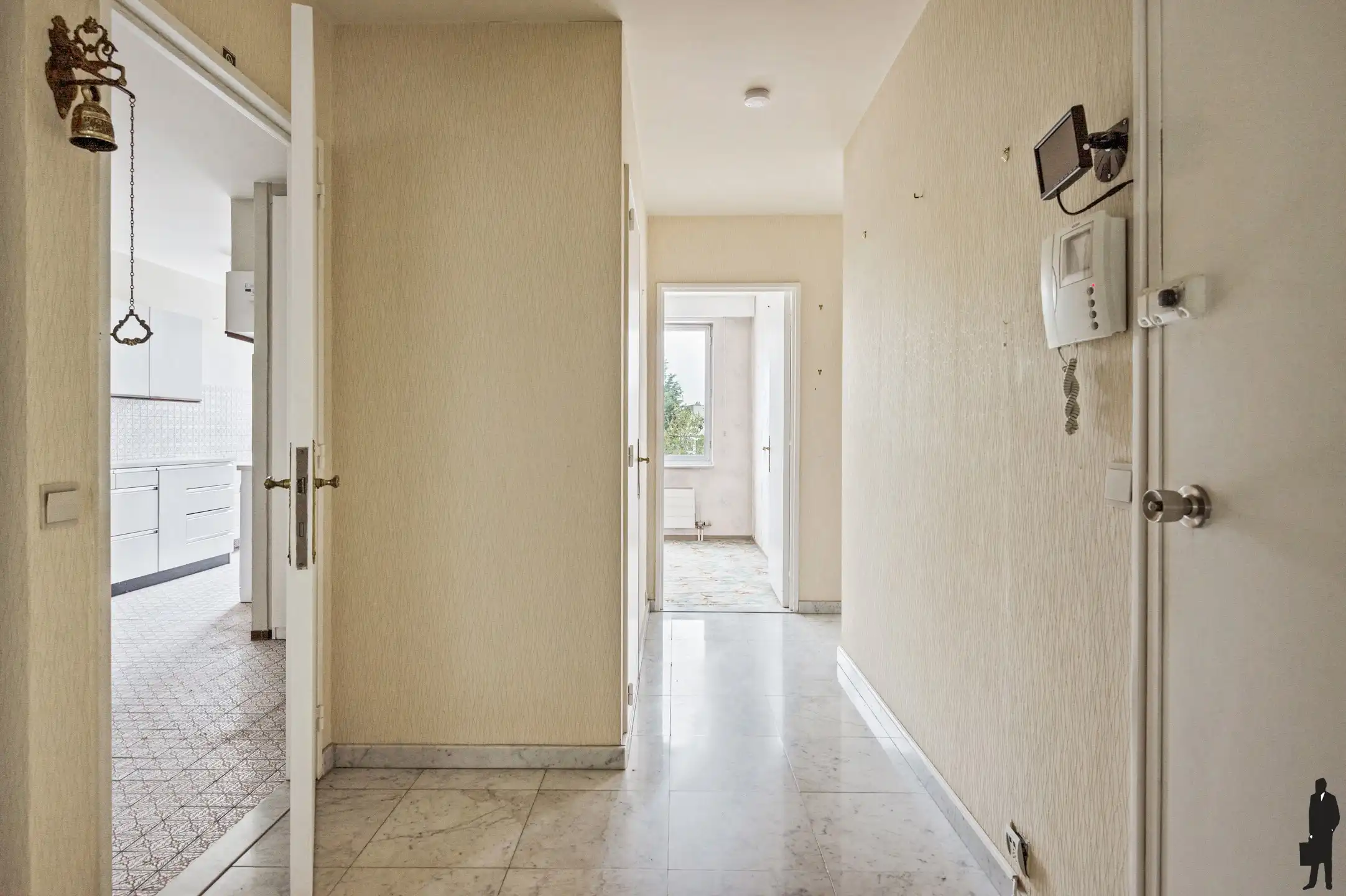 Ruim appartement op een gegeerde locatie foto 7