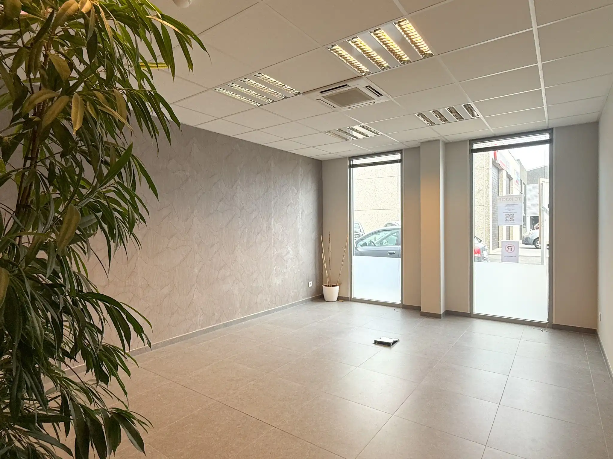 Veelzijdig bedrijfsgebouw met tal van mogelijkheden op een strategische locatie foto 11