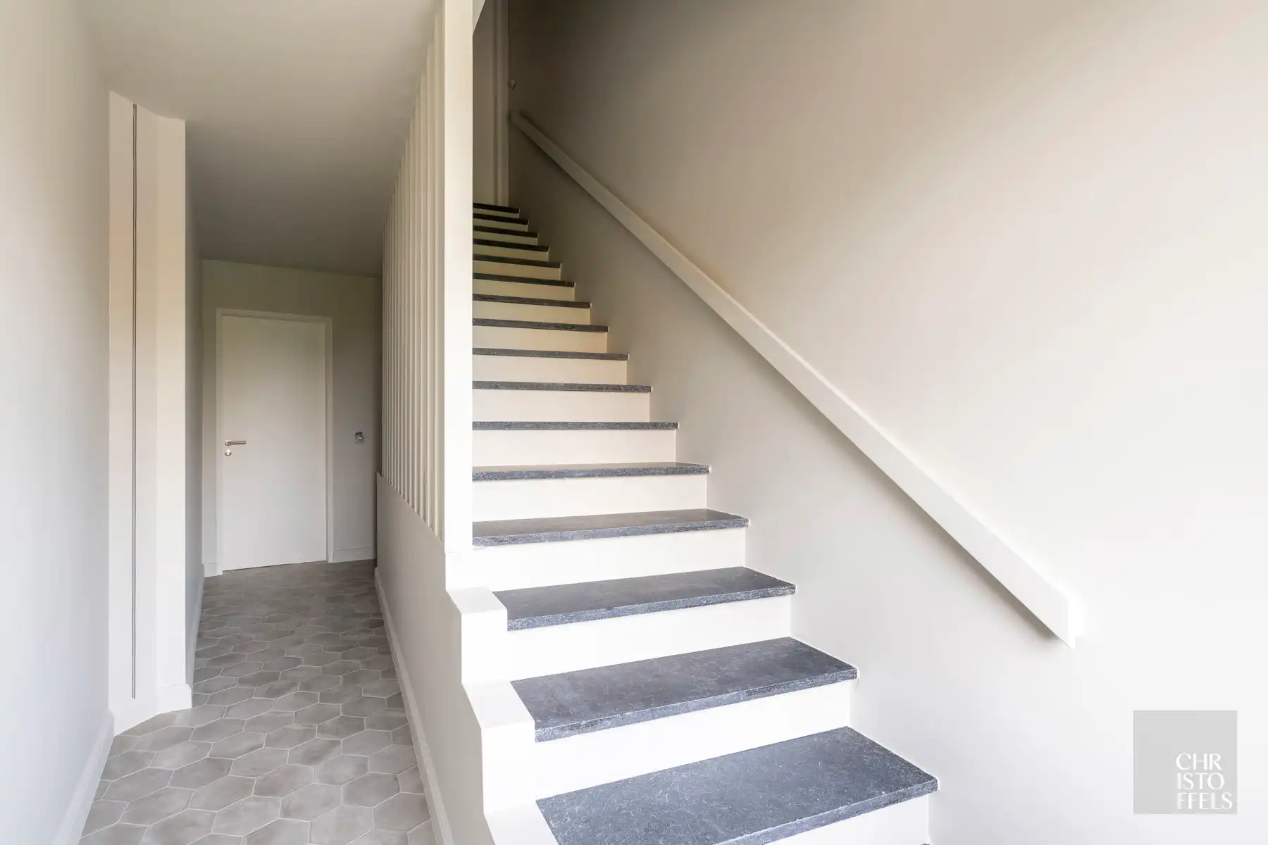 TE HUUR - Exclusieve en energiezuinige nieuwbouw met 3 slaapkamers én 3 badkamers te Bilzen-Hoeselt! foto 18