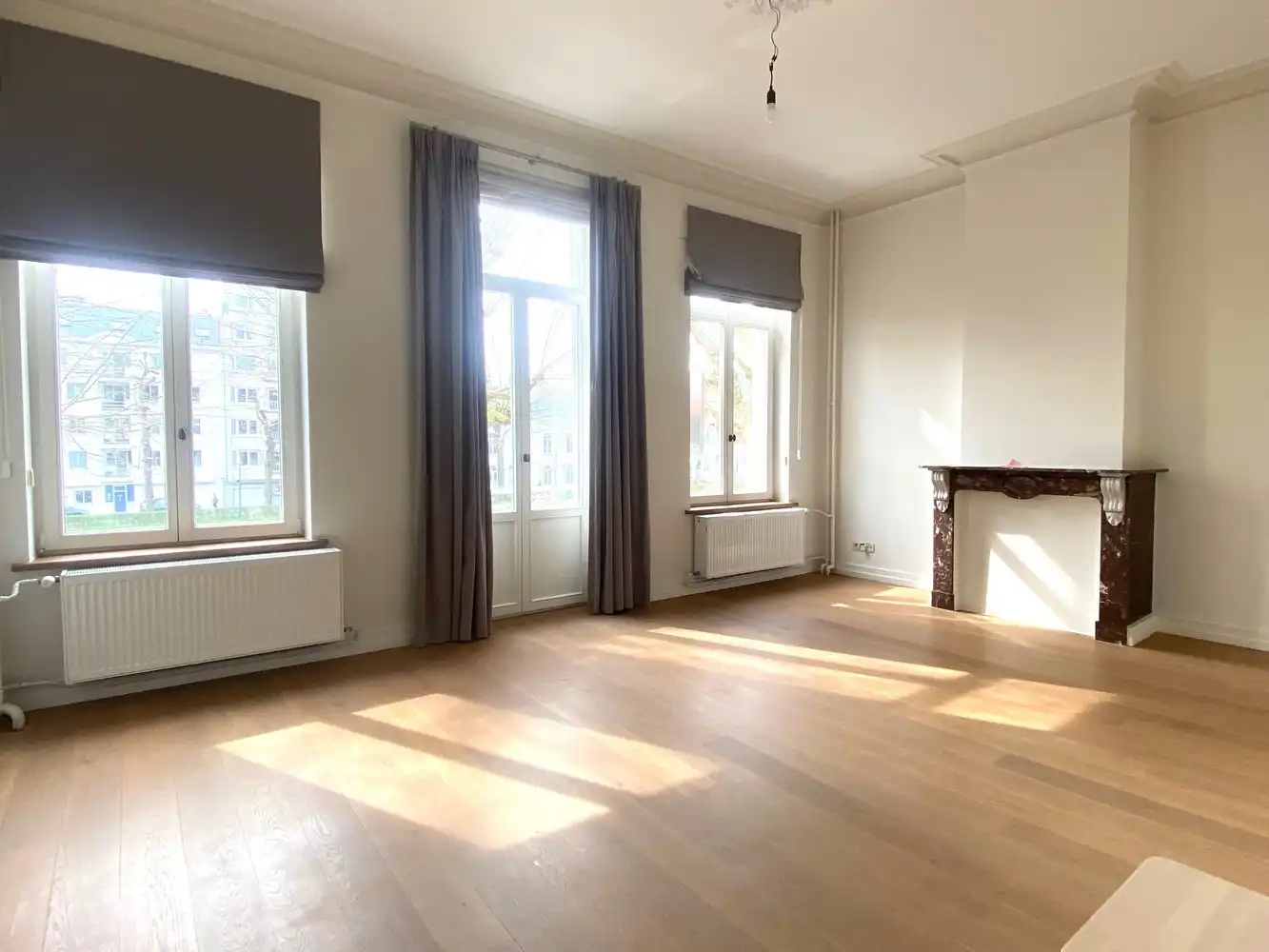 Exclusief herenhuis met tuin gelegen aan de Coupure foto 9