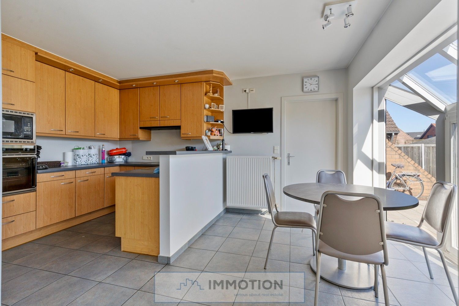 Mooie woning op 795 m2 met atelier foto 12