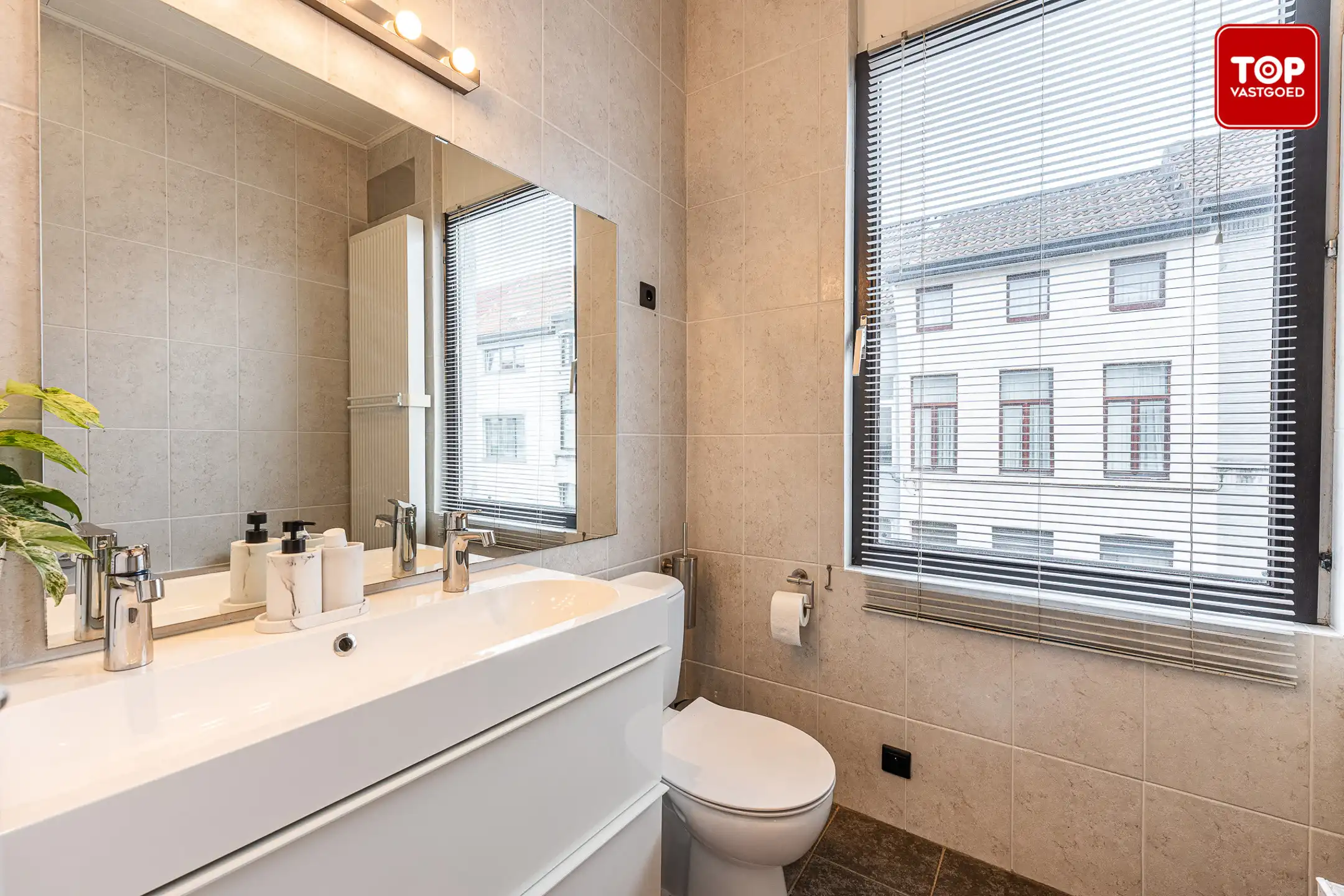 Prachtige woning met 5 slaapkamers op een TOP locatie foto 15