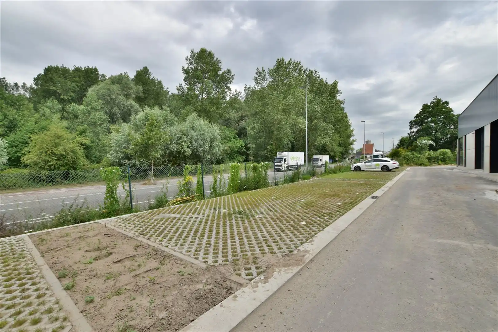 MAGAZIJN (UNIT 15) MET 5 PARKEERPLAATSEN TE DENDERMONDE foto 16