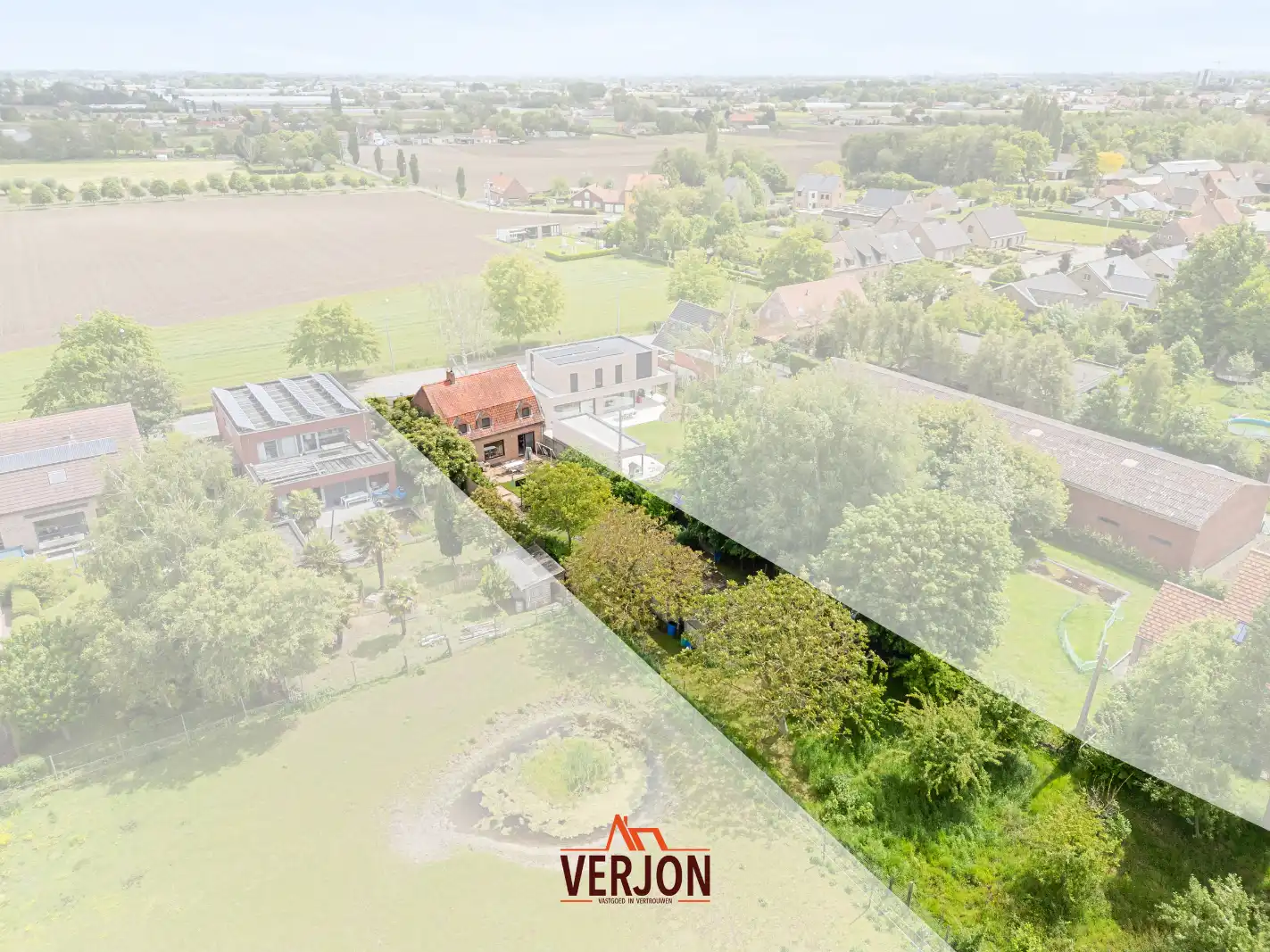 Te renoveren woning met enorm perceel van 2.251 m² in Emelgem! foto 2