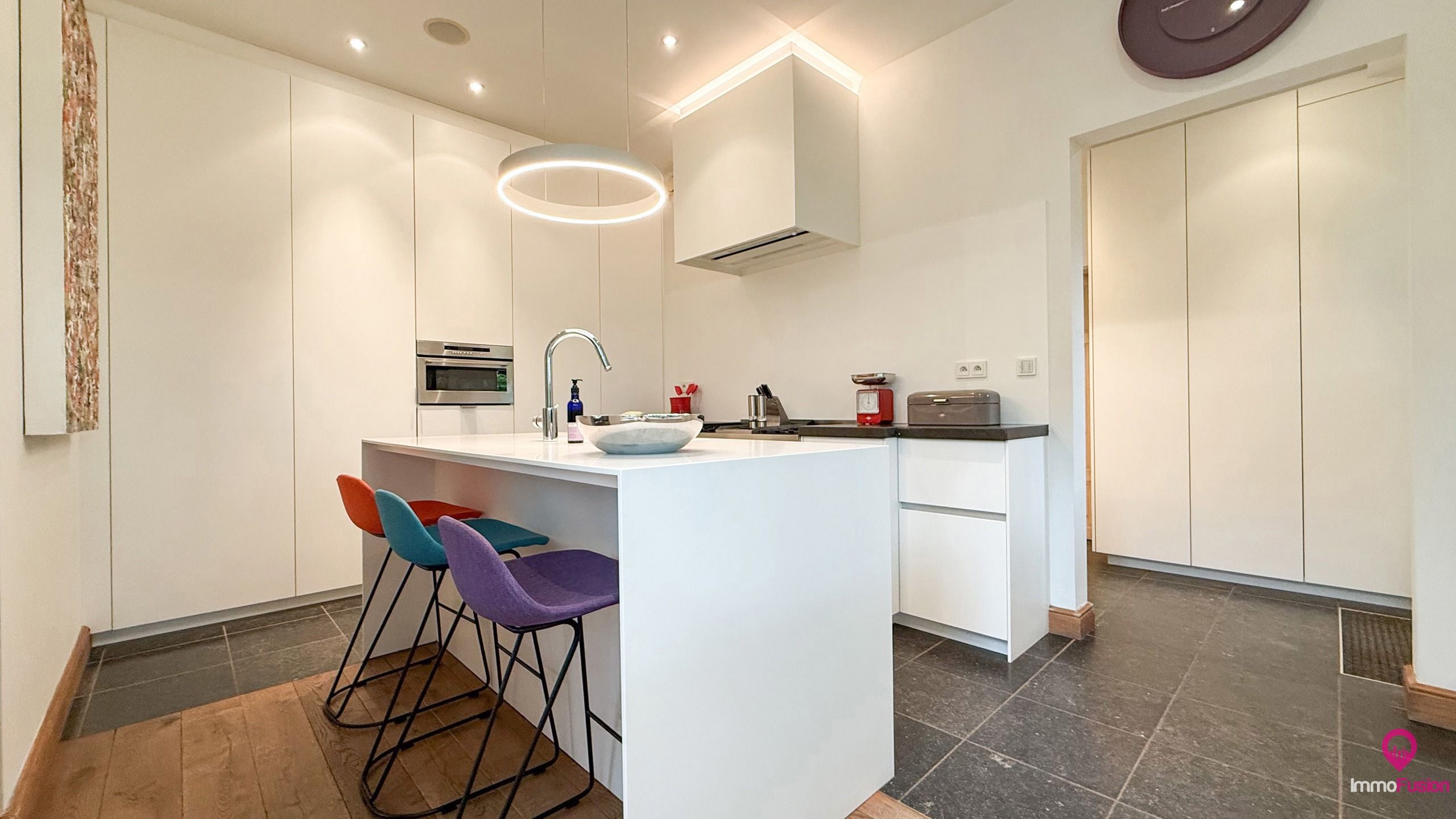 Zeer mooi ontworpen villa met 3 badkamers in Heusden-Zolder! foto 12