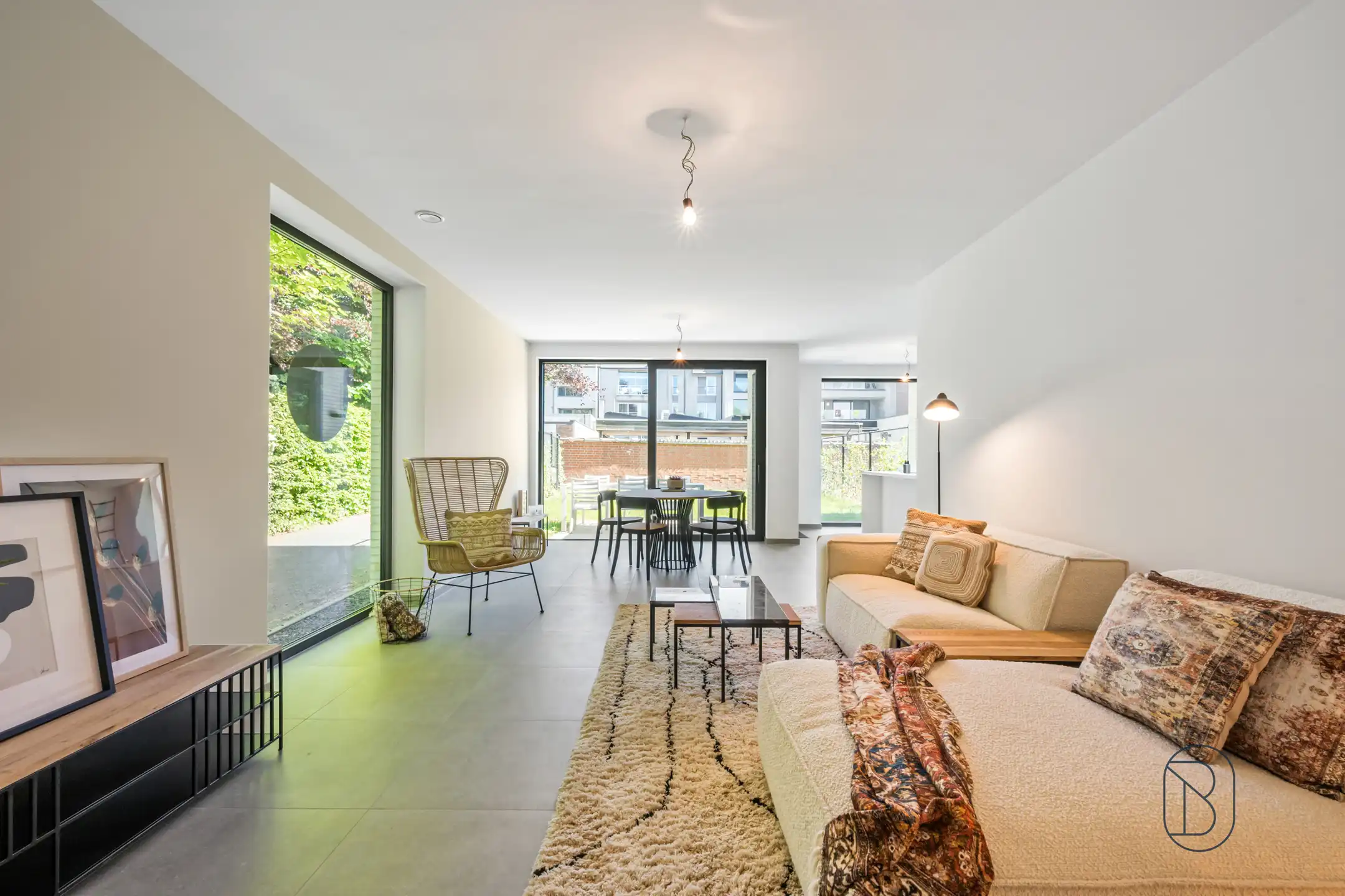 Kwalitatief afgewerkte nieuwbouw met 3 slk, E-peil 0. foto 5