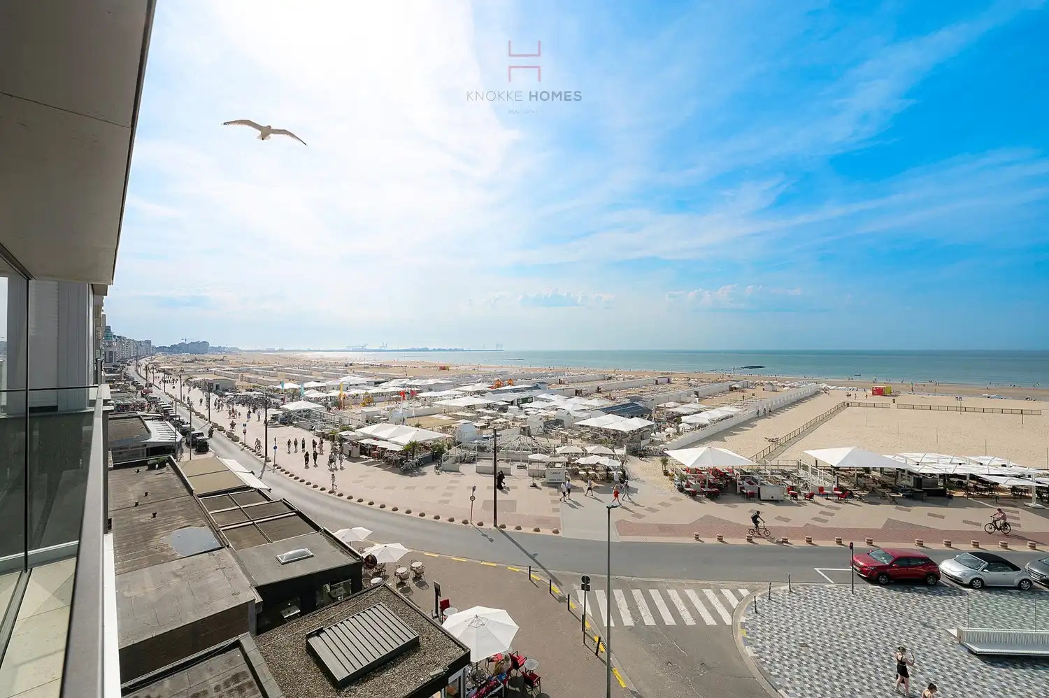 Instapklaar 3-kamerappartement met frontaal zeezicht aan het Rubensplein foto 24