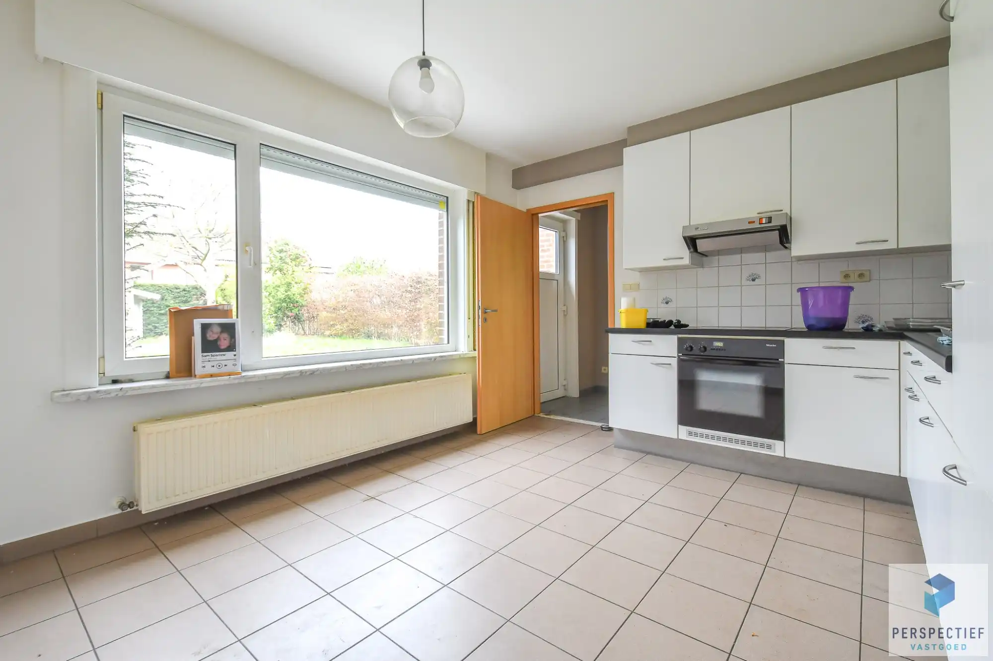 Instapklare halfopen bebouwing met 4 slpks, dubbele garage & tuin foto 6