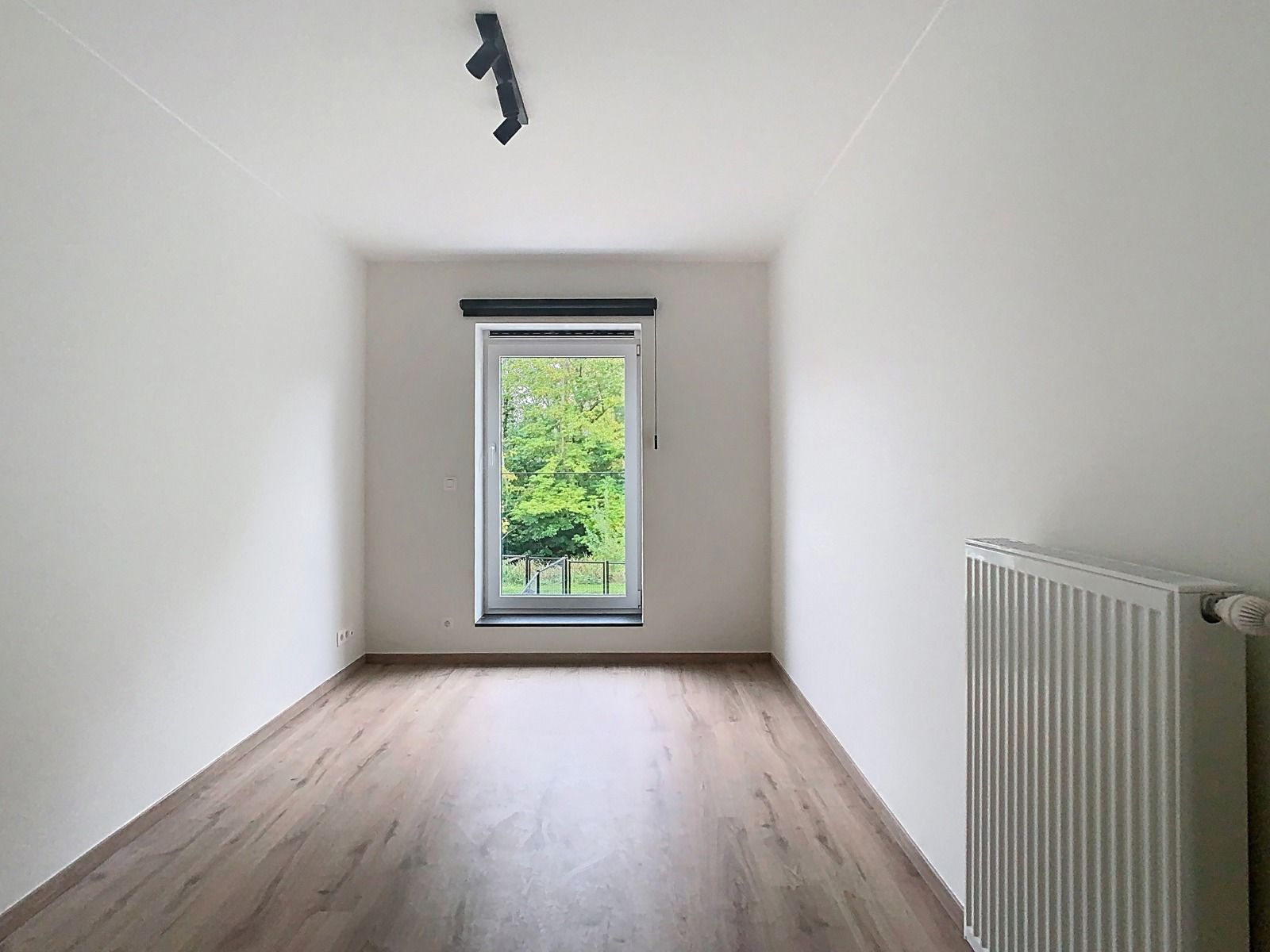 Moderne Nieuwbouwwoning (GB) met 3 SLPK, Tuin én Carport! foto 8