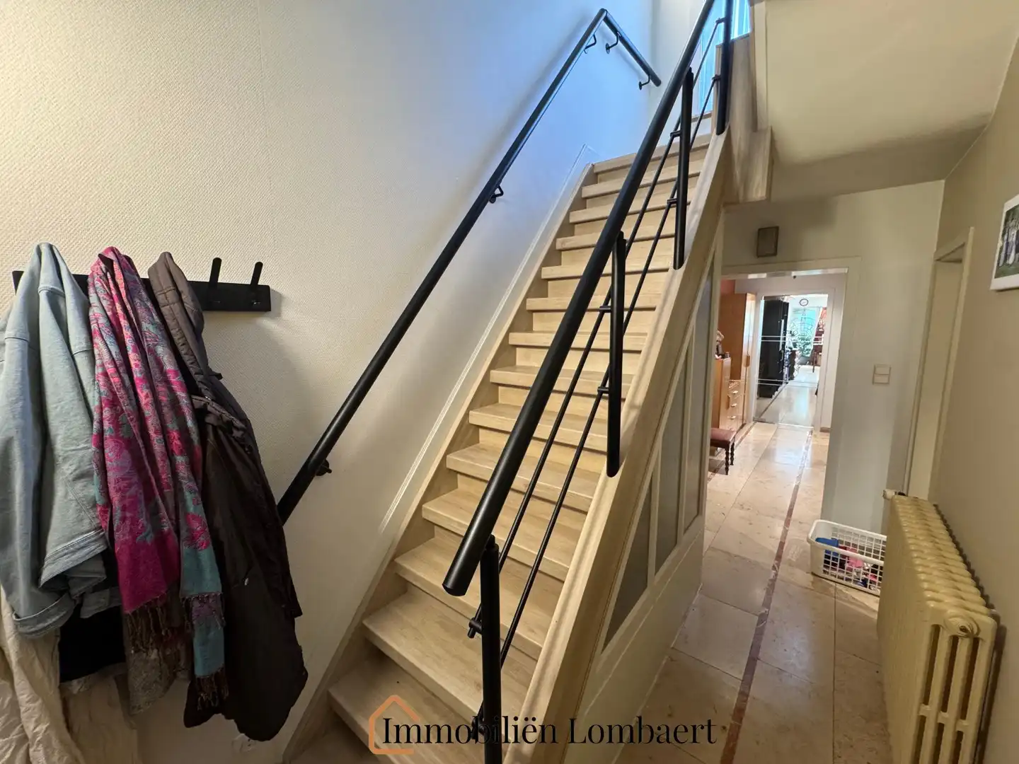 Charmante halfopen bebouwing te koop aan de Meensesteenweg in Roeselare - een kans om te personaliseren naar uw droomhuis! foto 33