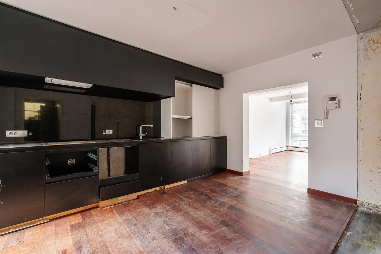 Vastgoedbelegging op een centrale en uitgelezen commerciële locatie! foto 14