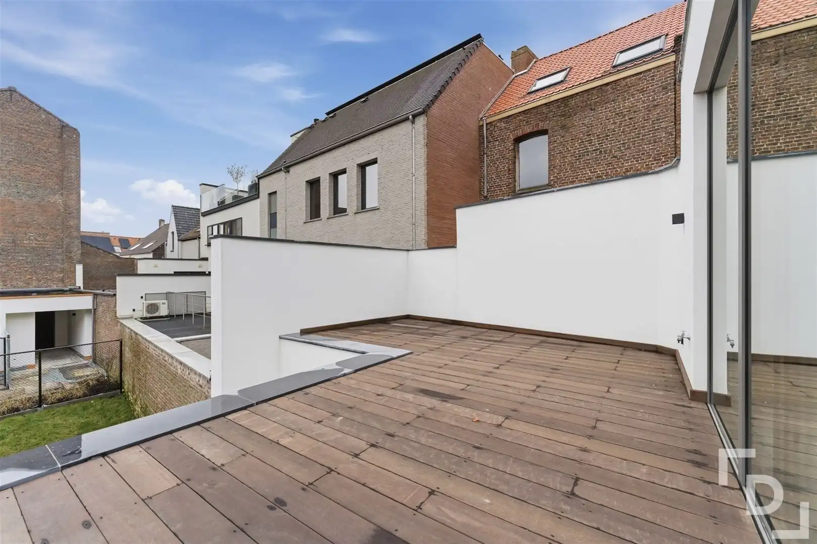 Nieuwbouwappartementen op toplocatie in centrum Ieper. foto 31